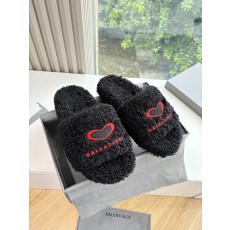 Balenciaga 발렌시아가 퍼 슬리퍼 신발