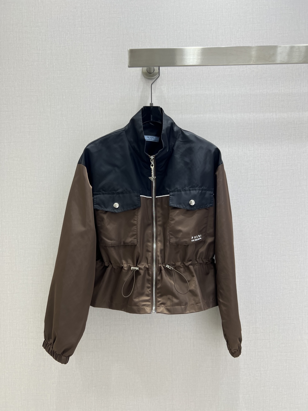 PRADA 프라다 포켓 허리핏 자켓 재킷 의류