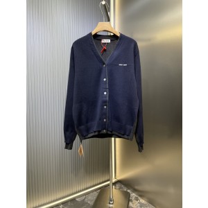 miumiu 미우미우 브이넥 로고 자수 니트 가디건 의류