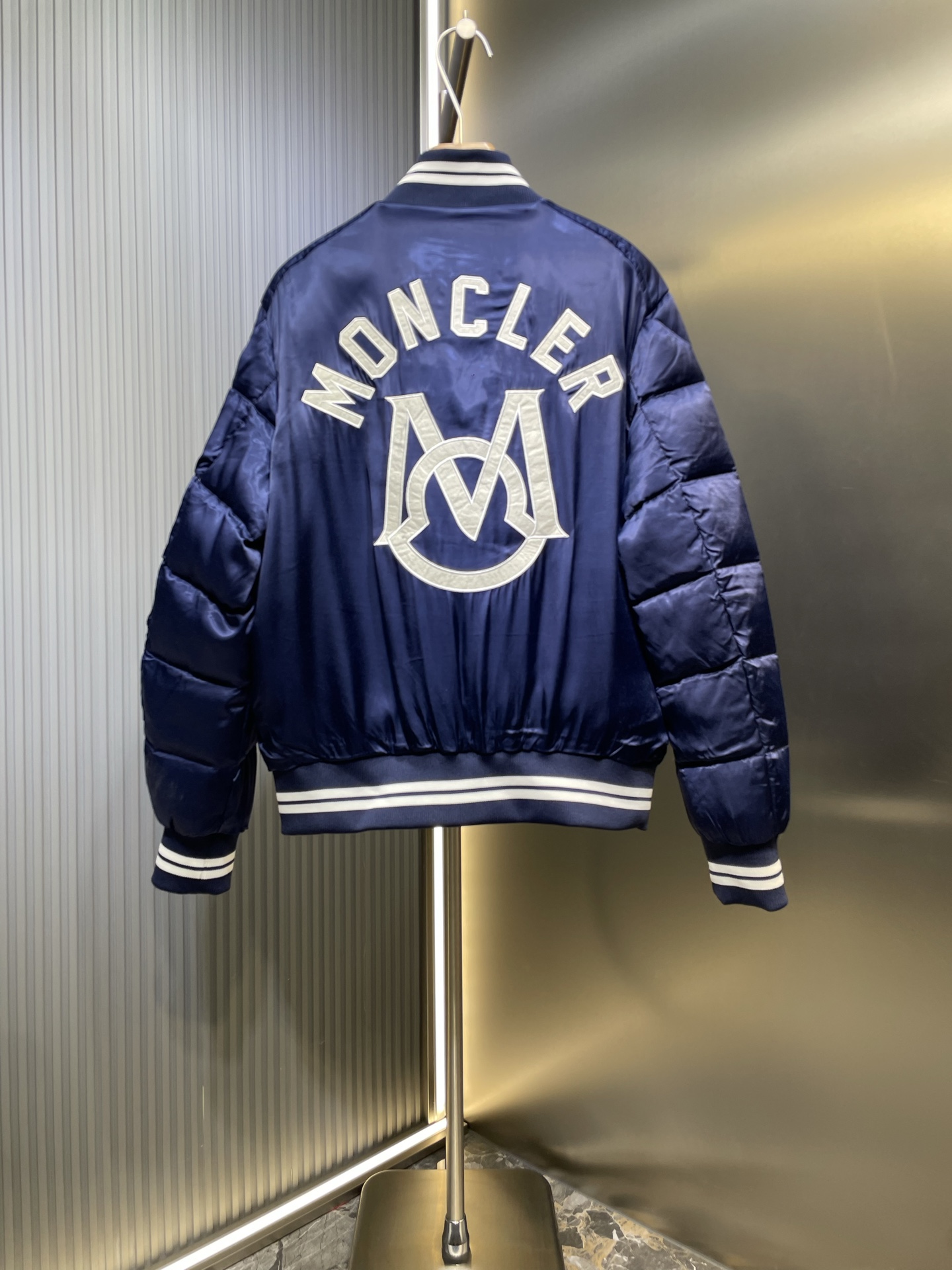 Moncler 몽클레어 몽클레르 집업 패딩 자켓 점퍼 의류