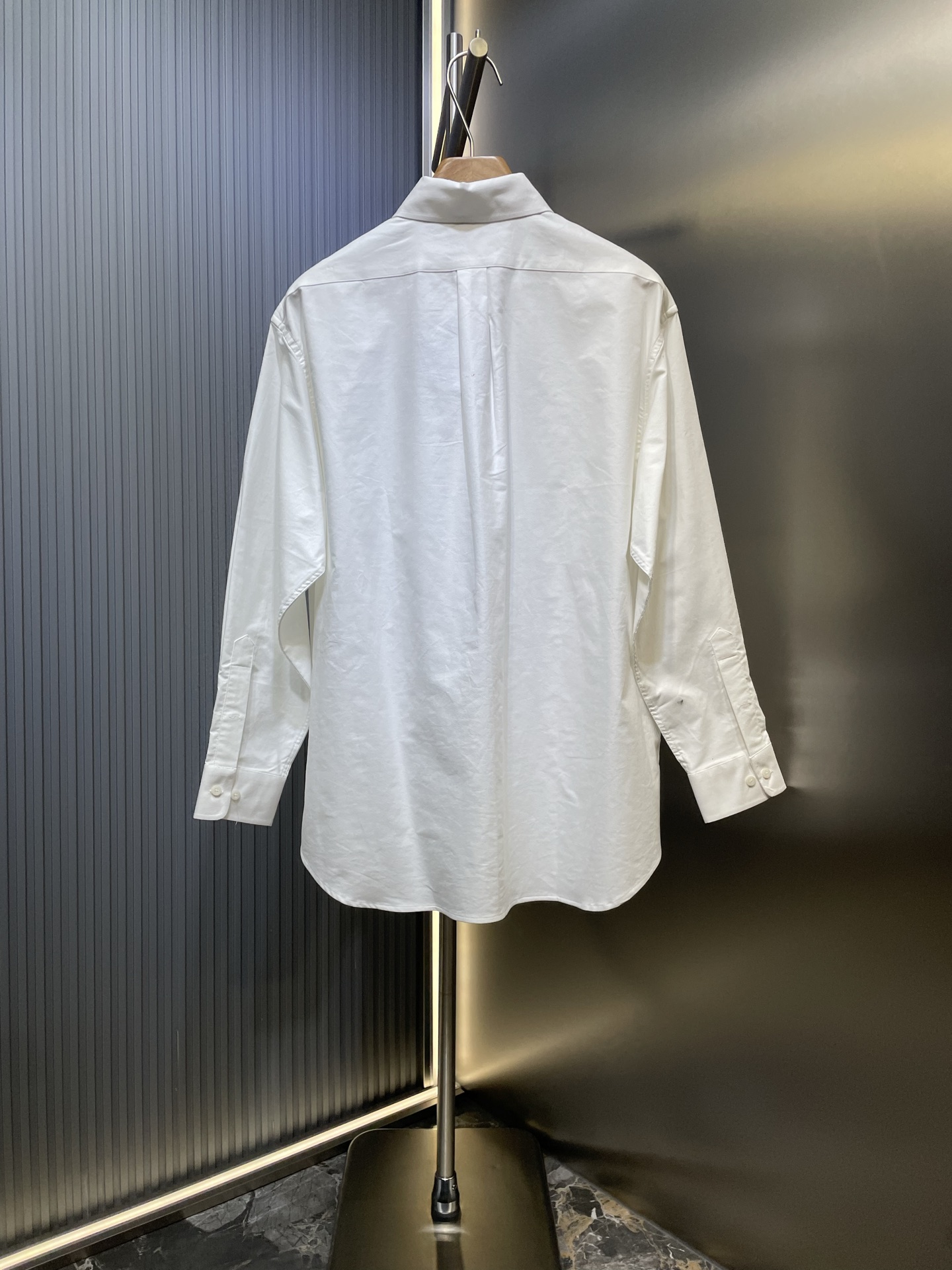 Prada 프라다 클래식 자수 카라 버튼 셔츠 의류