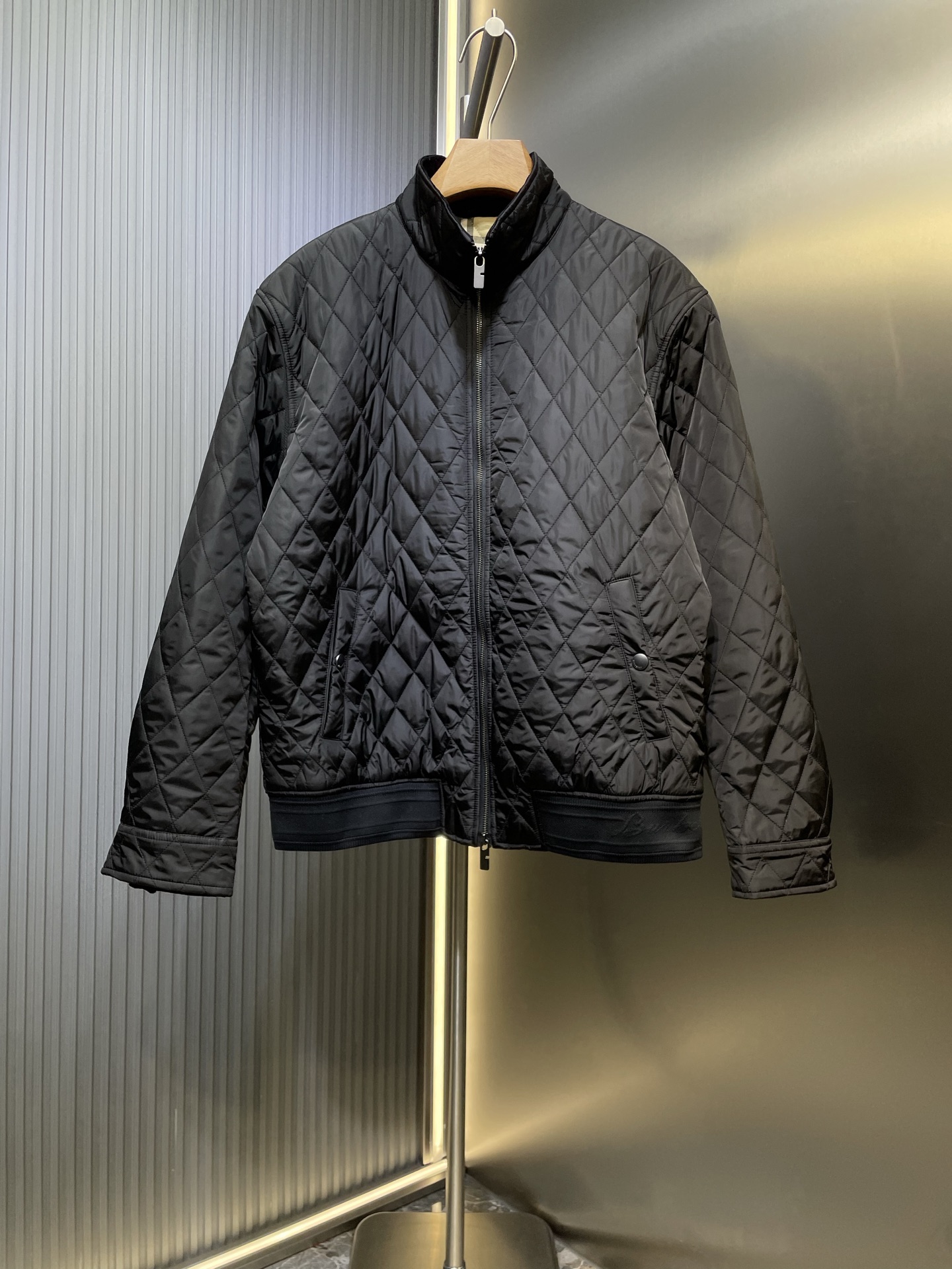 Burberry 버버리 패딩 점퍼 자켓 재킷 의류