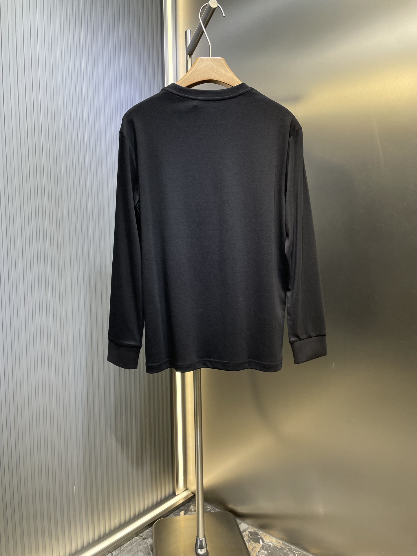 Versace 베르사체 크리스탈 장식 라운드넥 긴팔 티셔츠 의류