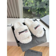 Balenciaga 발렌시아가 퍼 트래퍼 슬리퍼 신발