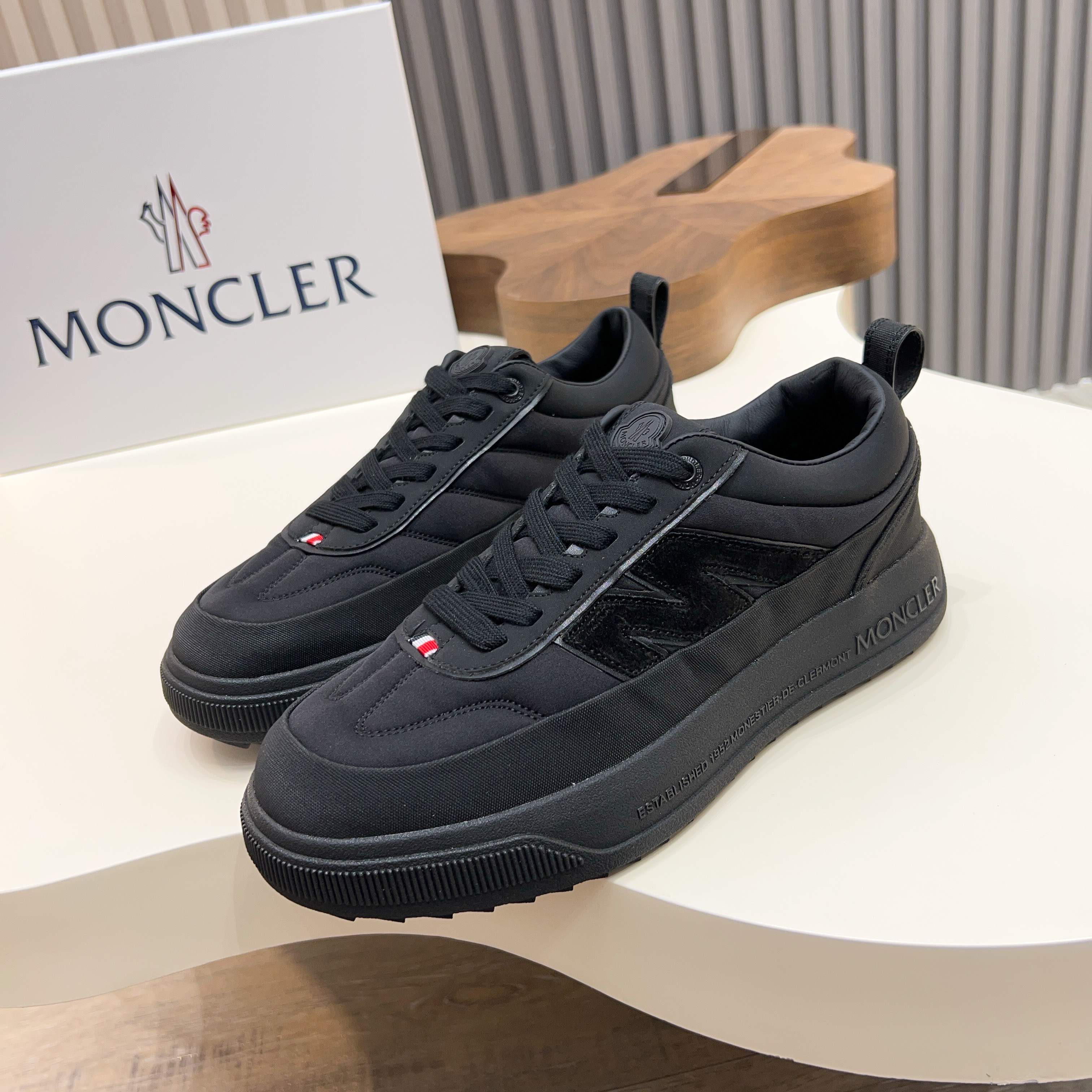 Moncler ALTIVE 몽클레어 몽클레르 스니커즈 운동화 신발
