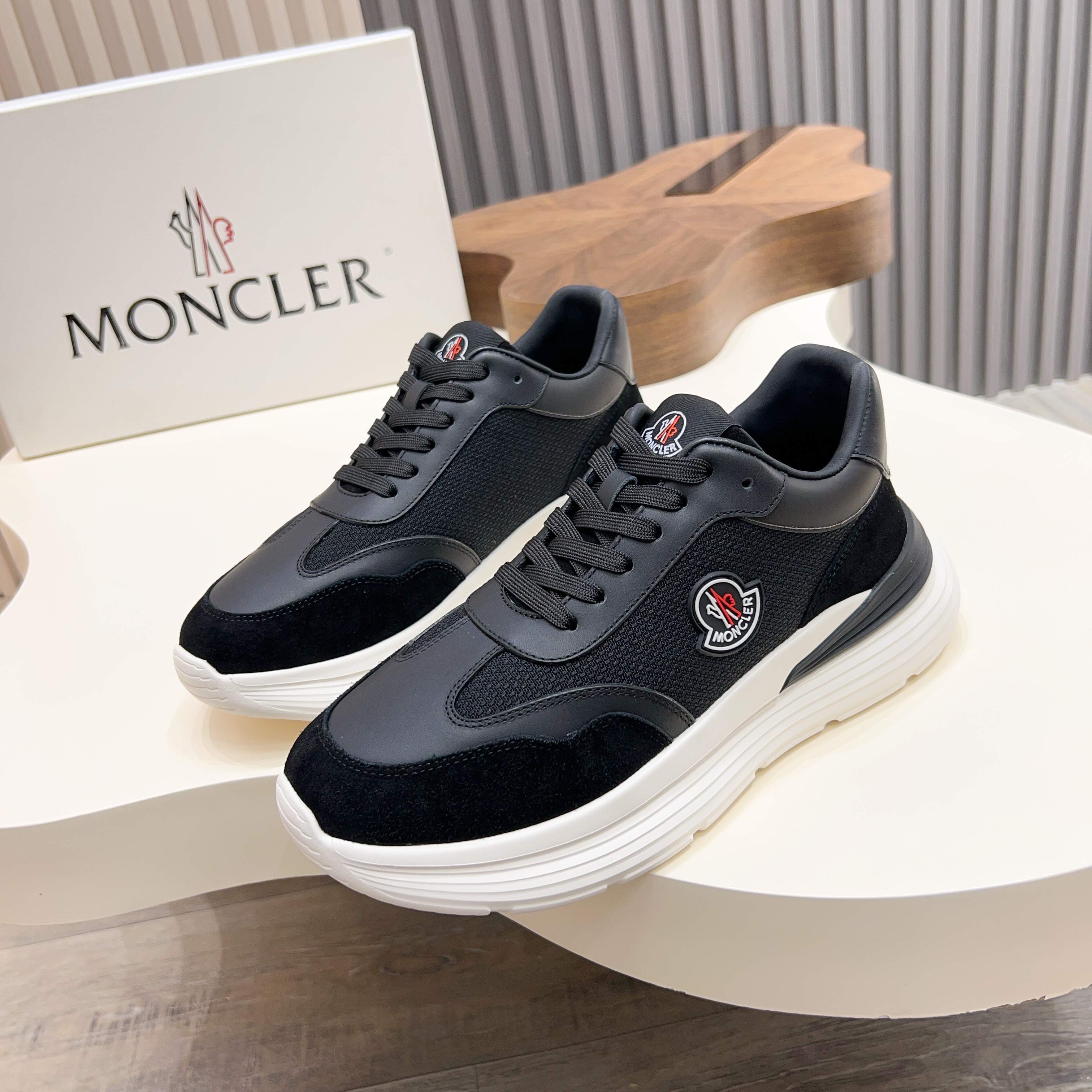 Moncler 몽클레어 몽클레르 남성 스니커즈 신발