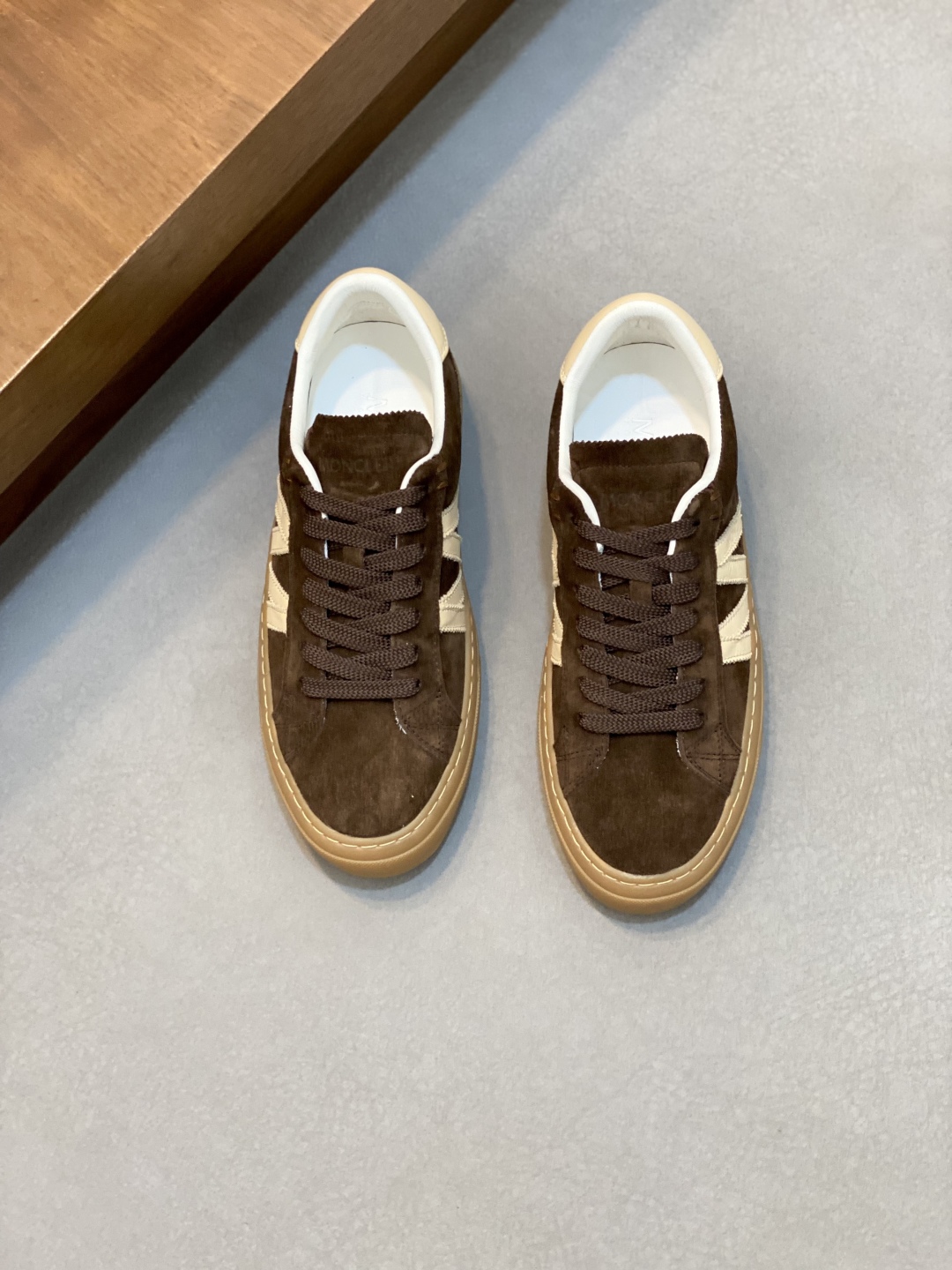 Moncler 몽클레어 몽클레르 남성 스니커즈 신발