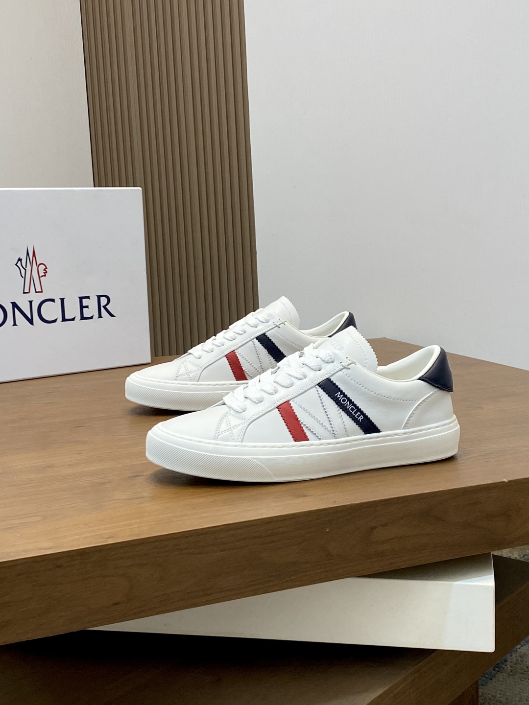 Moncler 몽클레어 몽클레르 남성 스니커즈 신발