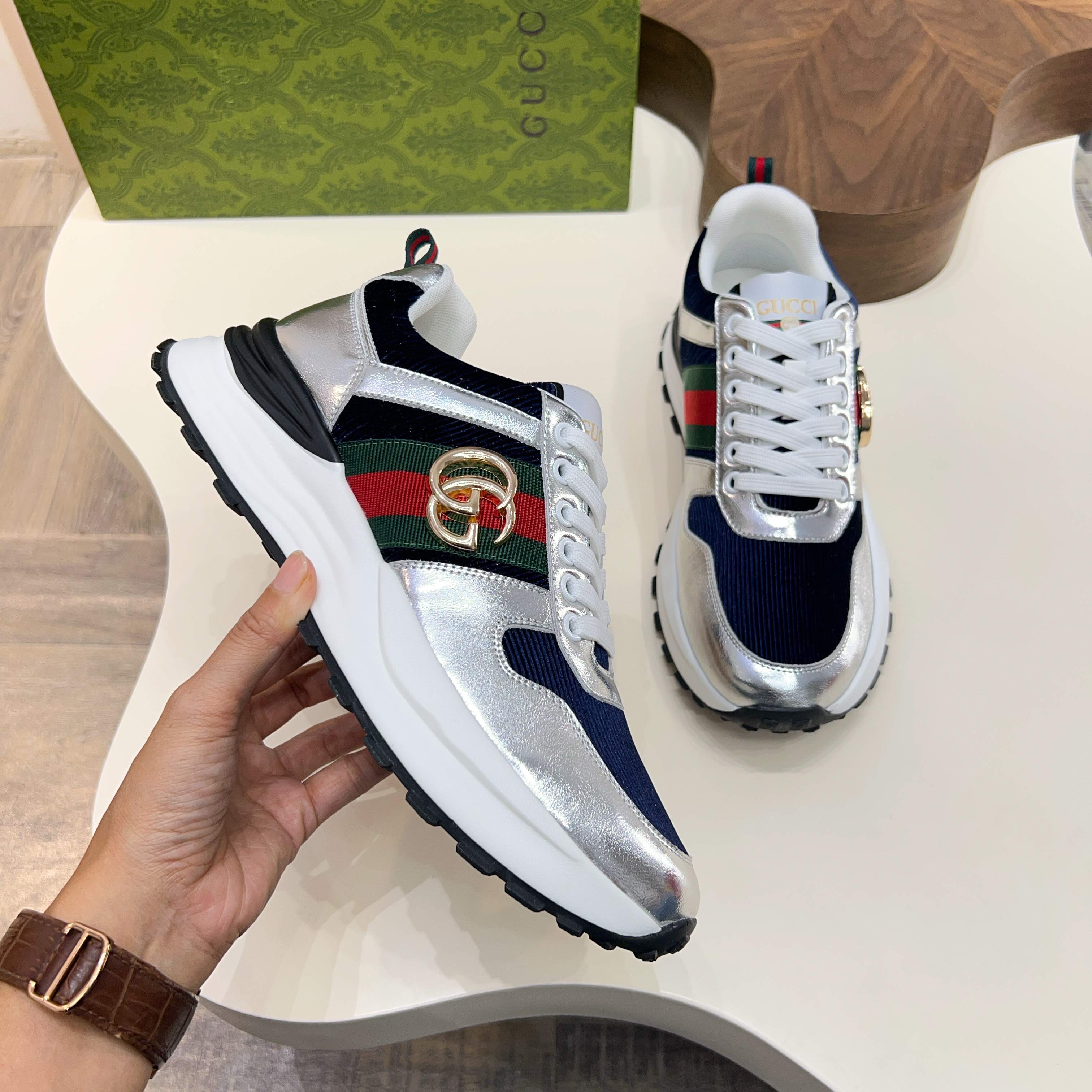 GUCCI 구찌 남성 스니커즈 신발