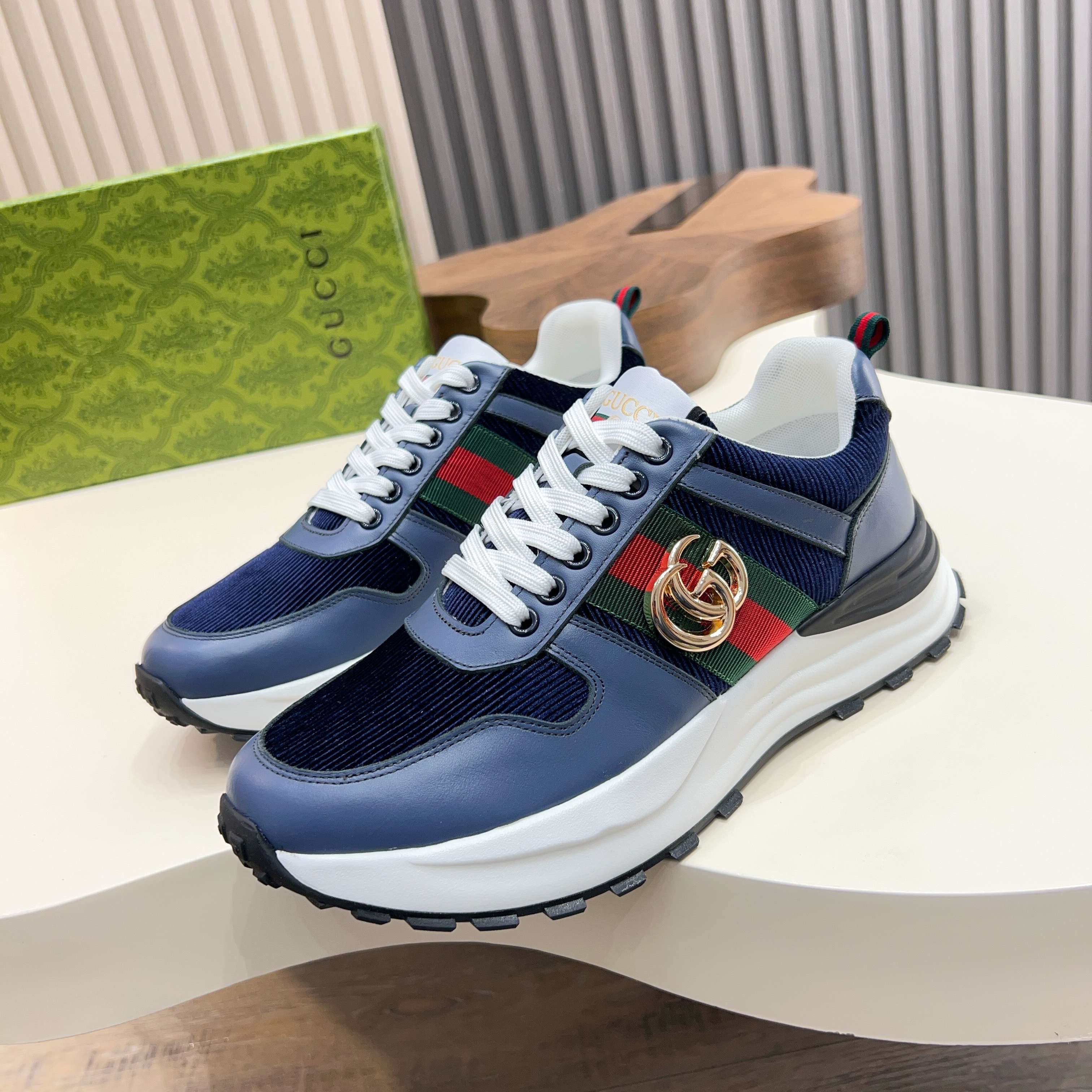 GUCCI 구찌 남성 스니커즈 신발