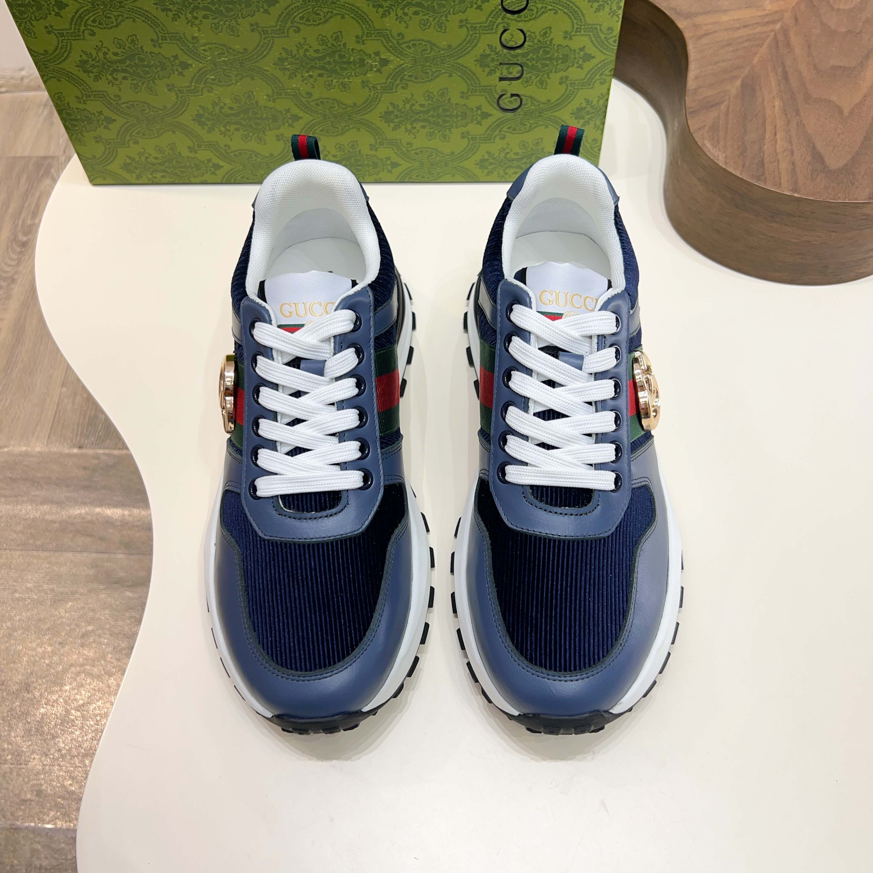 GUCCI 구찌 남성 스니커즈 신발