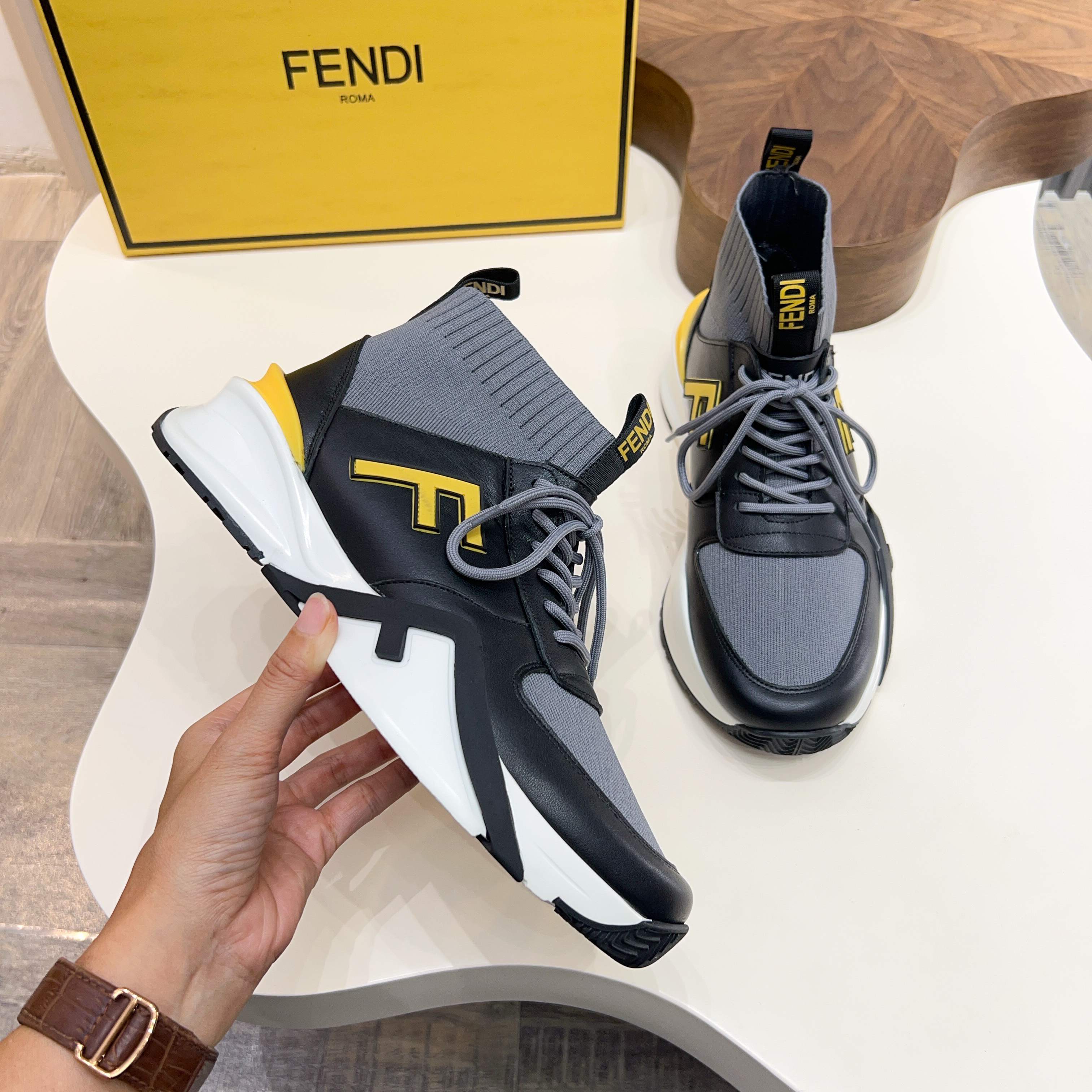 FENDI 펜디 남성 하이탑 스니커즈 신발