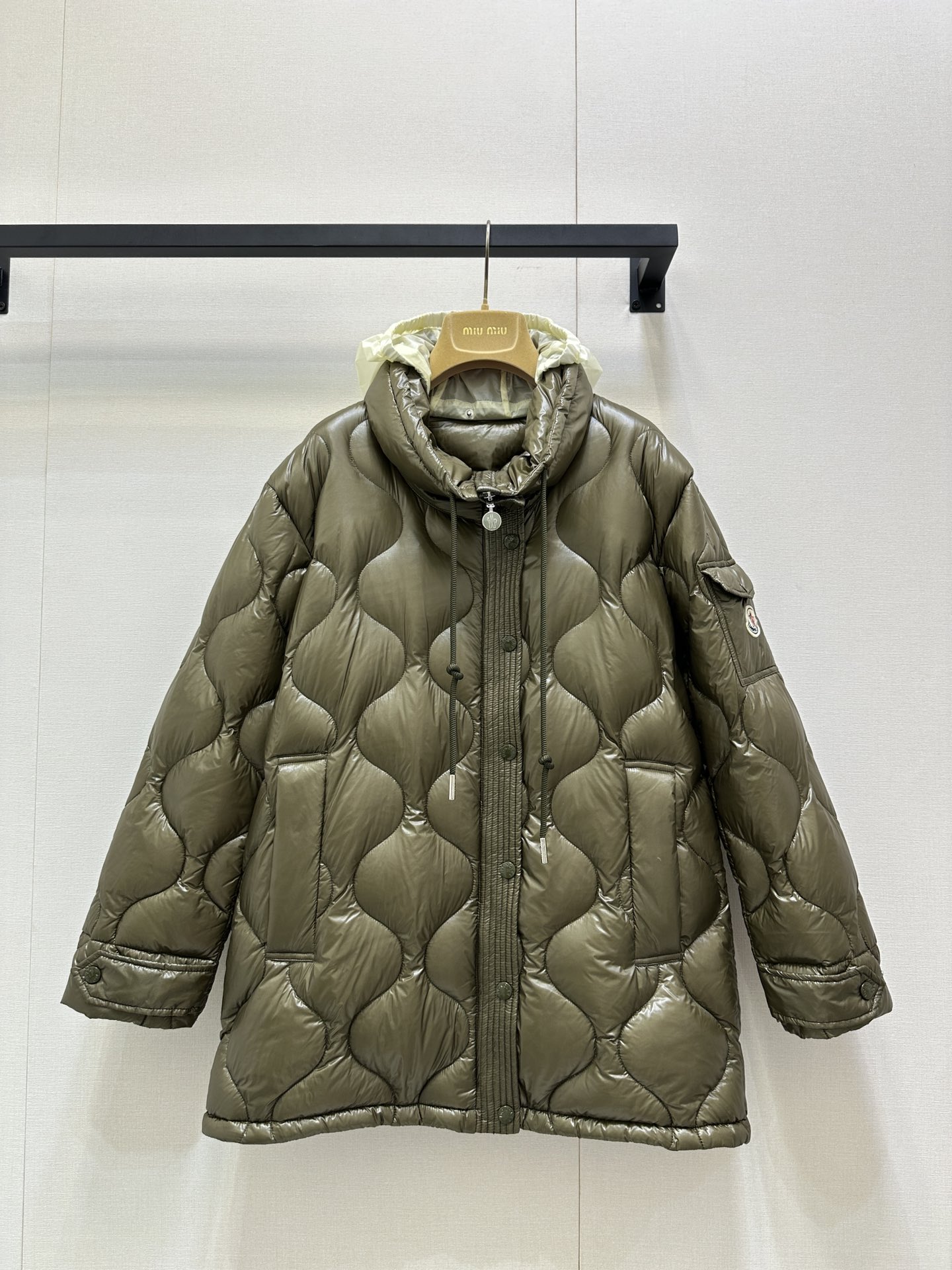 Moncler 몽클레어 몽클레르 경량 중기장 패딩 점퍼 의류