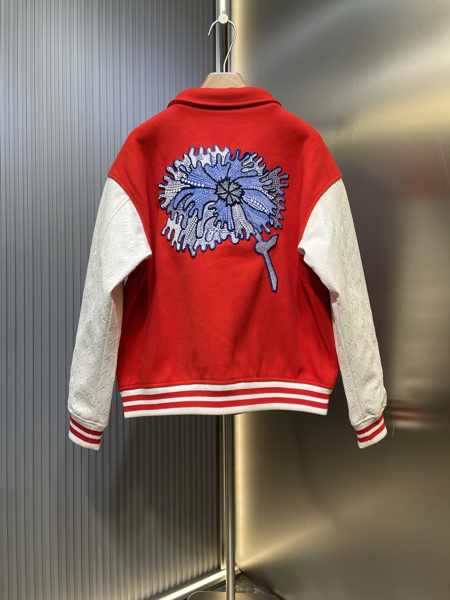 LOUIS VUITTON LV 루이비통 클래식 바시티 웨이스트 재킷 자켓 의류