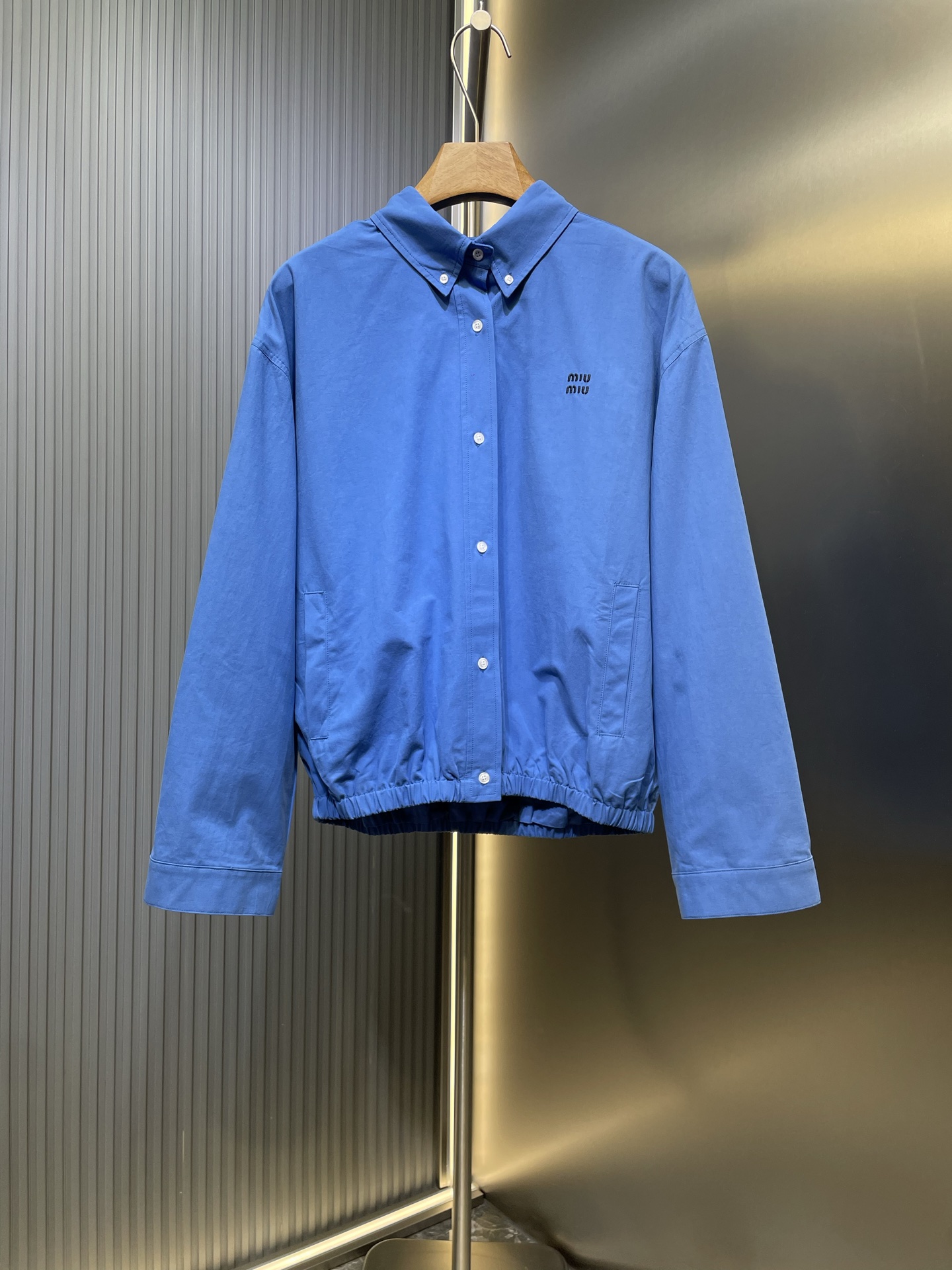 MIUMIU 미우미우 새틴 감성 허리 스트랩 재킷 자켓 의류