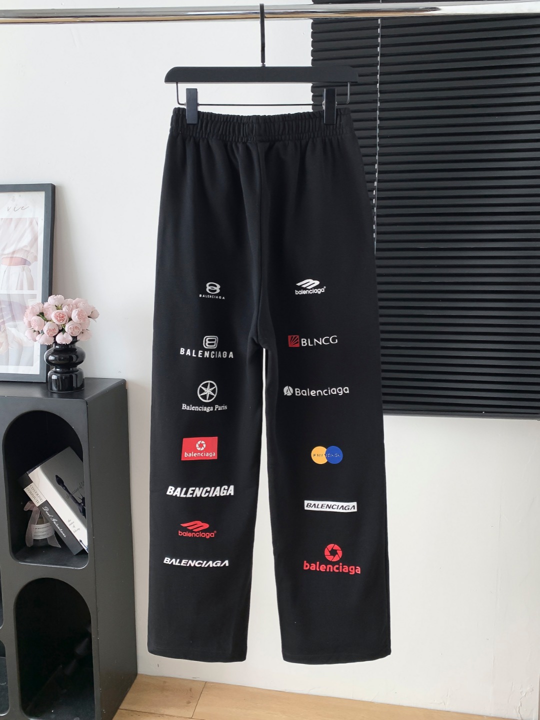 Balenciaga 발렌시아가 프린트 스트레이트 팬츠 바지 의류