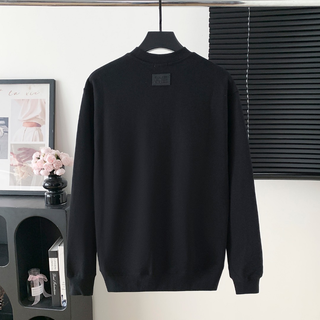 Burberry 버버리 대형 로고 포켓 라운드넥 맨투맨 티셔츠 의류