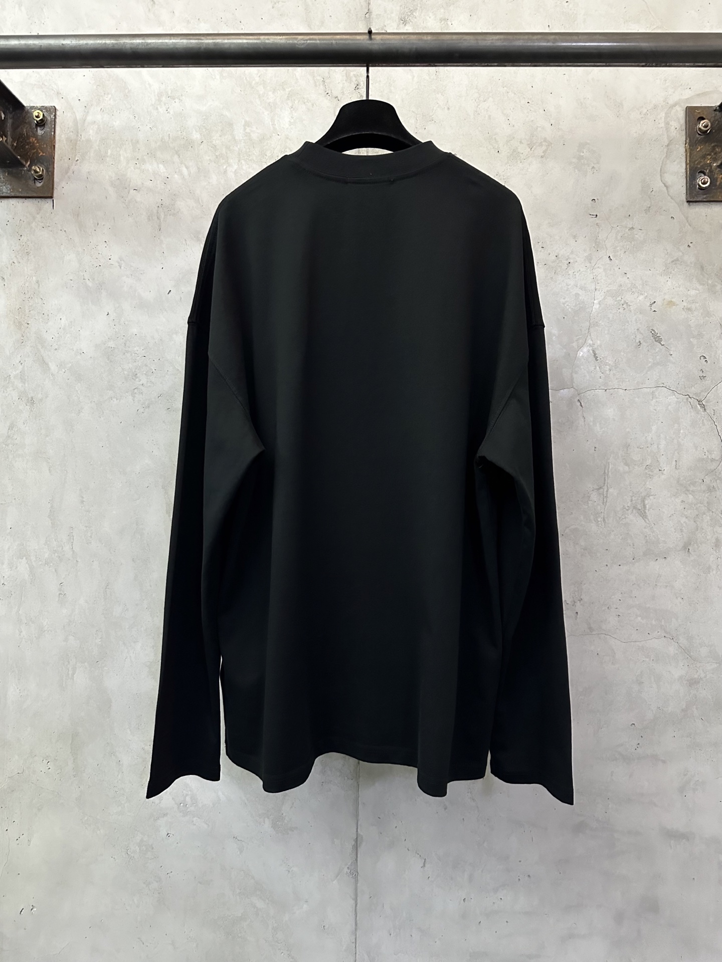 LOEWE 로에베 3D 발포 로고 긴팔 티셔츠 의류