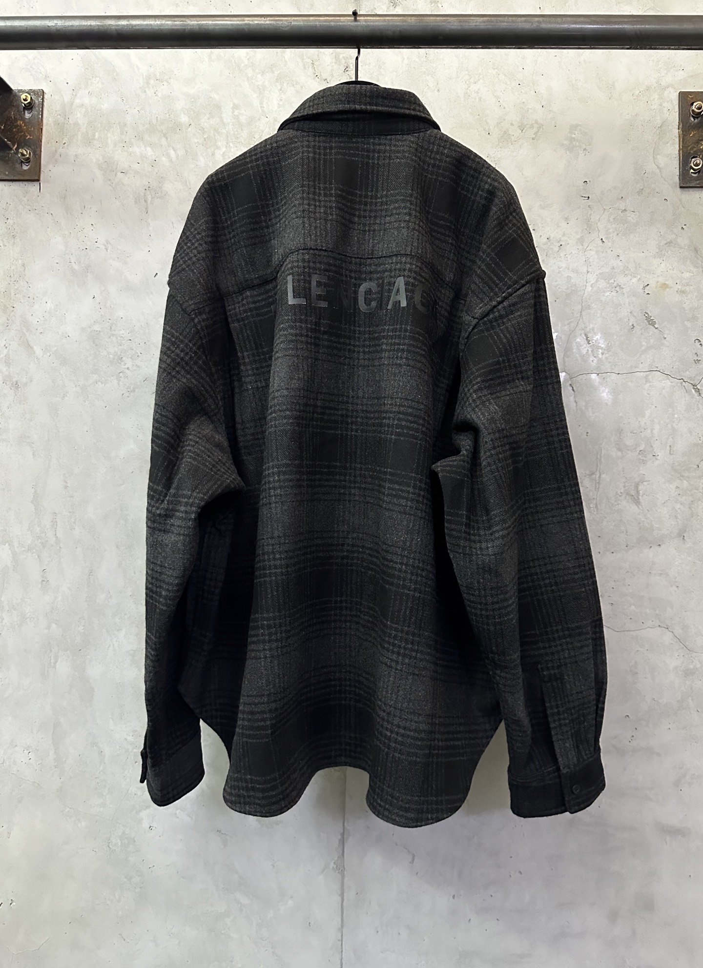 Balenciaga 발렌시아가 블랙 레터링 체크 울 셔츠 자켓 의류