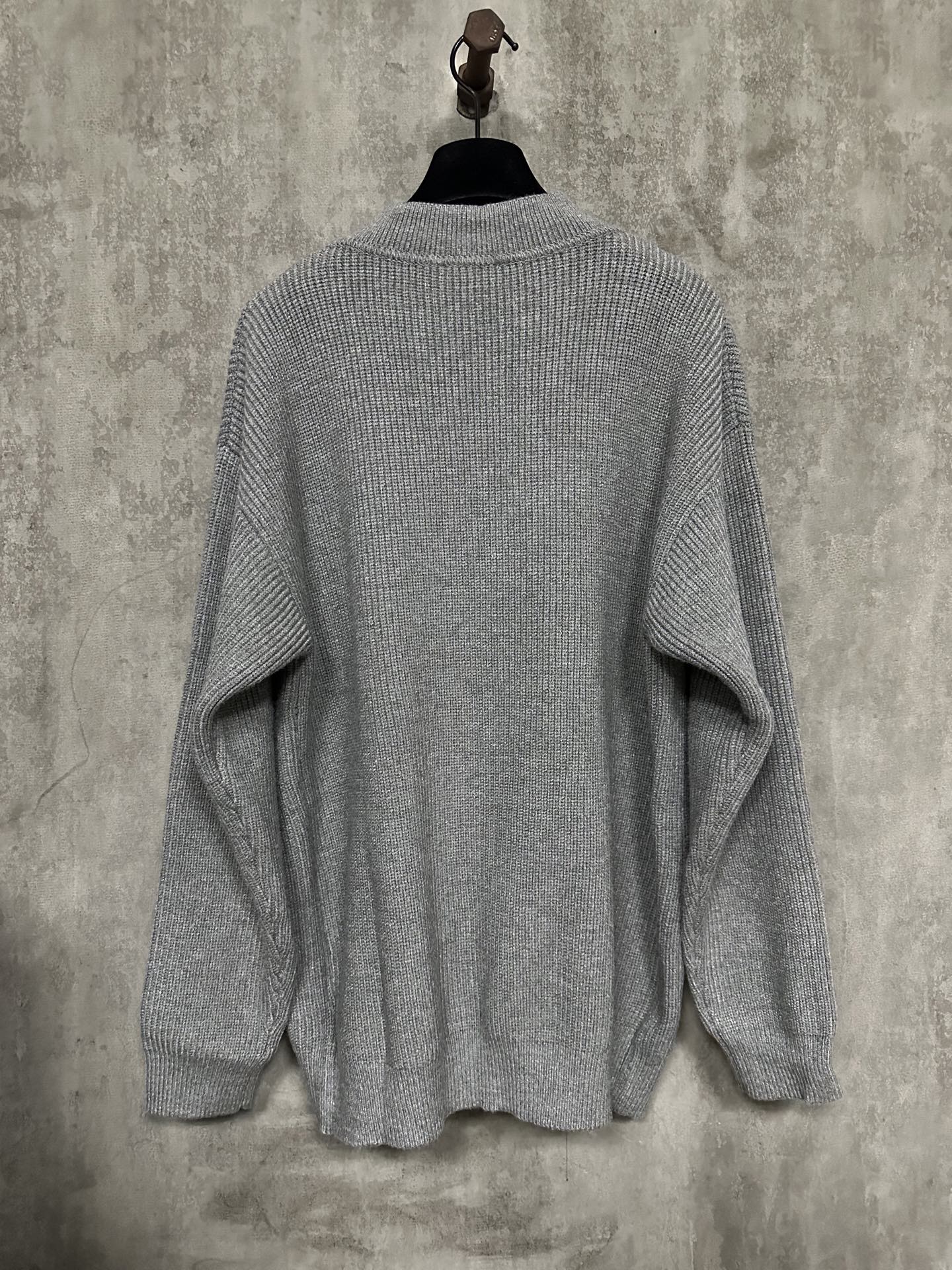 DIOR CD 디올자수 V넥 울 긴팔 니트 의류