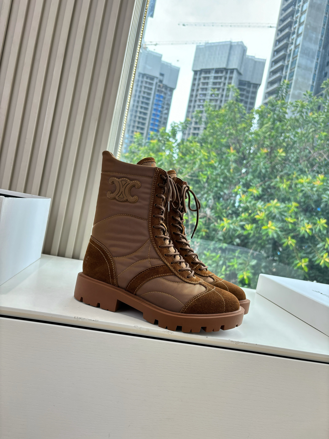 CELINE 셀린느 마가렛 단화 부츠 / 마틴 부츠 신발