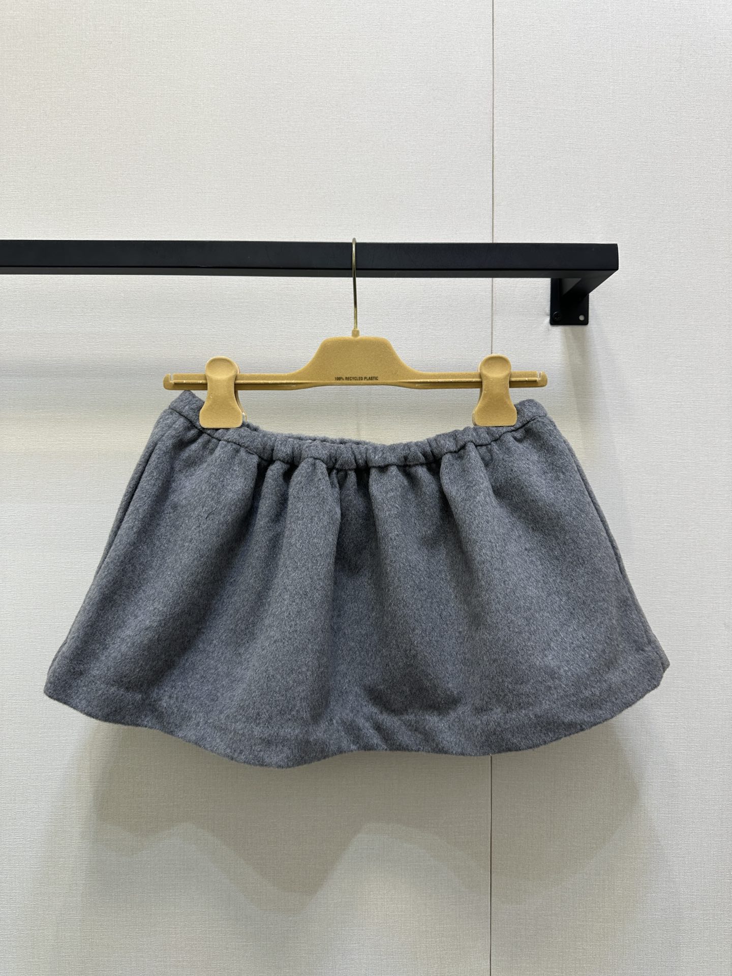 miumiu 미우미우 반스커트 치마 의류