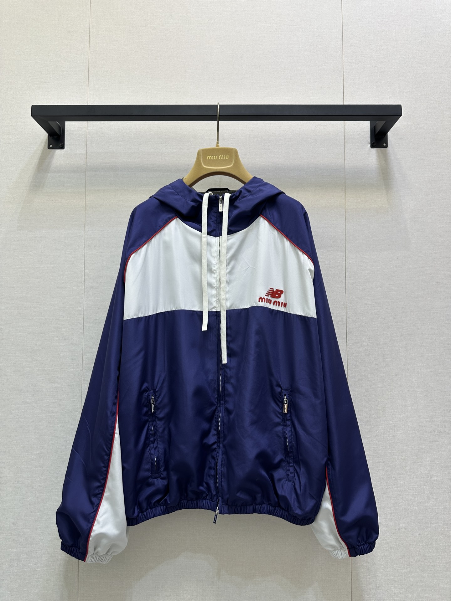 miumiu 미우미우 콜라보 후드 집업 바람막이 자켓 재킷 의류