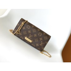 Louis Vuitton Lily Wallet On Chain (WOC) LV 핸드백 숄더백 가방