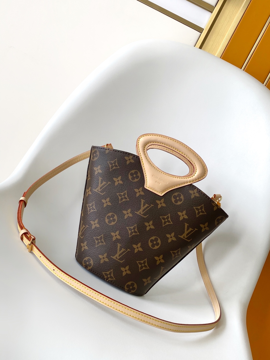 Louis Vuitton Rivage BB Handbag LV 루이비통 숄더백 가방