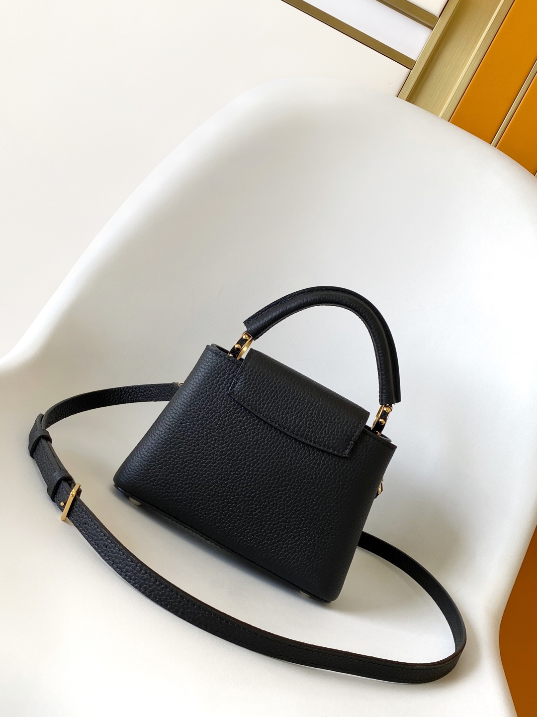 LV Capucines BB 루이비통 핸드백 토트백 숄더백 가방