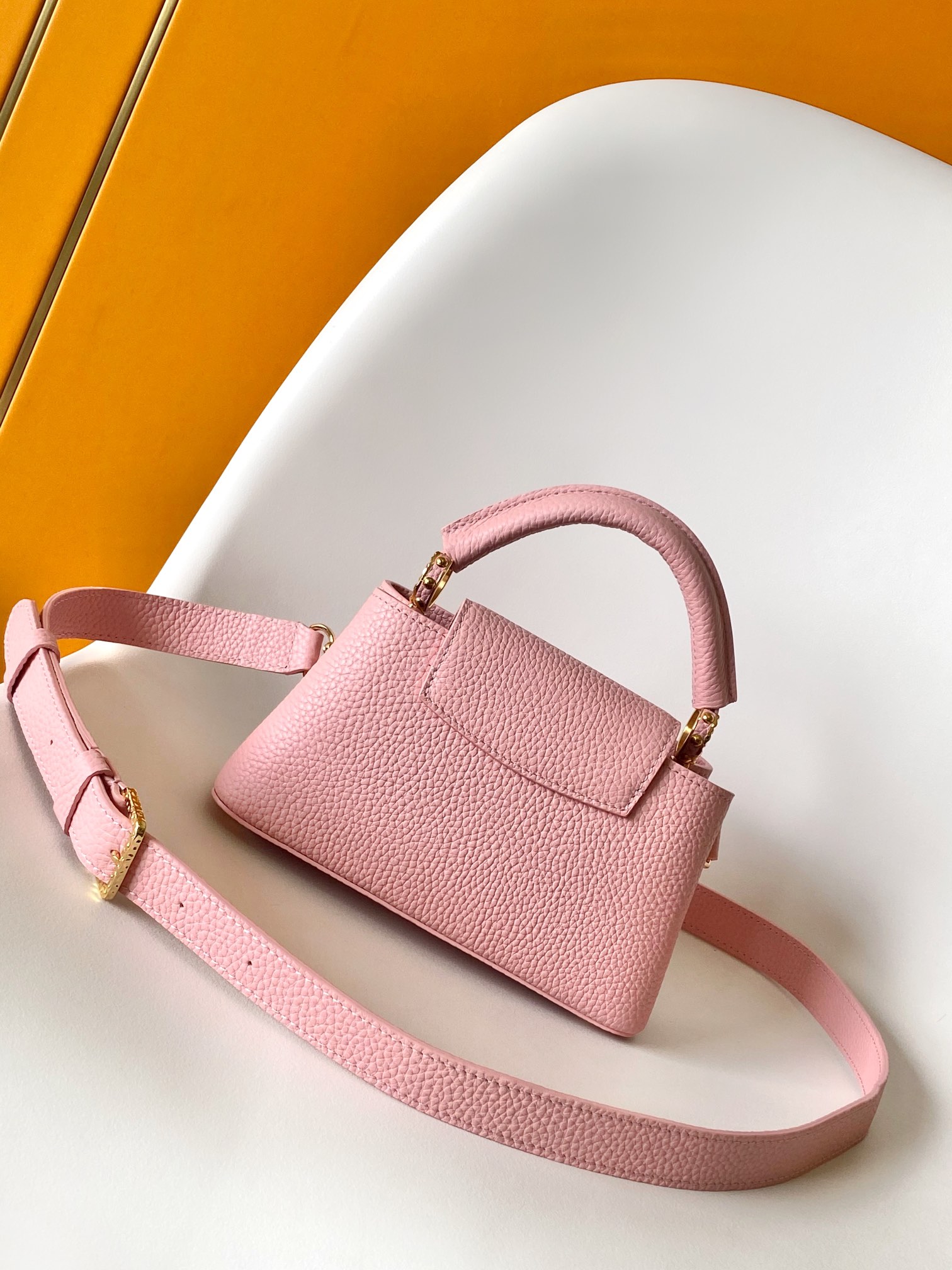 LV 루이비통 Capucines East West 토트백 숄더백 가방