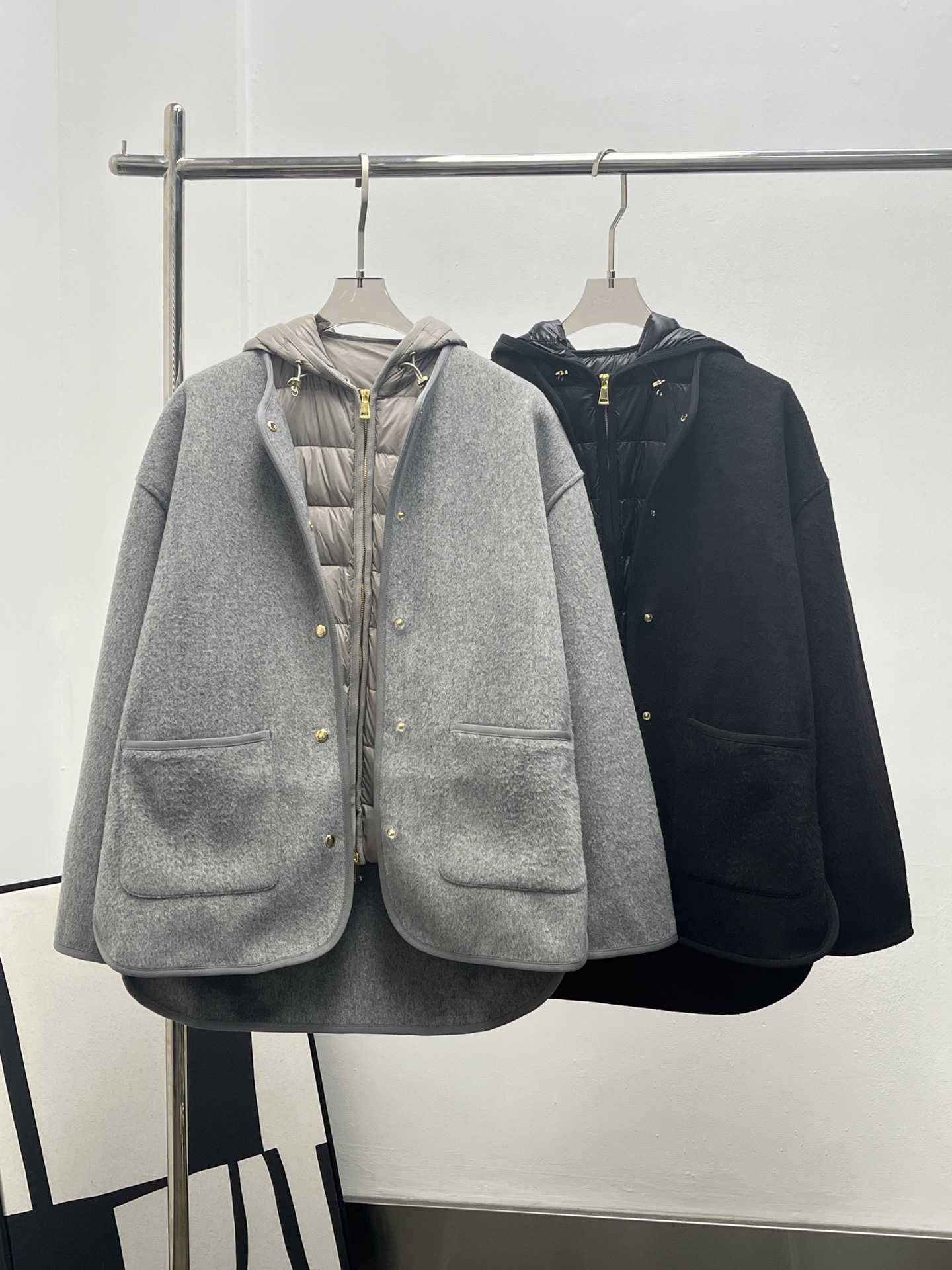 Moncler 몽클레어 몽클레르 사각 퀼팅 후드 패딩 점퍼 자켓 의류