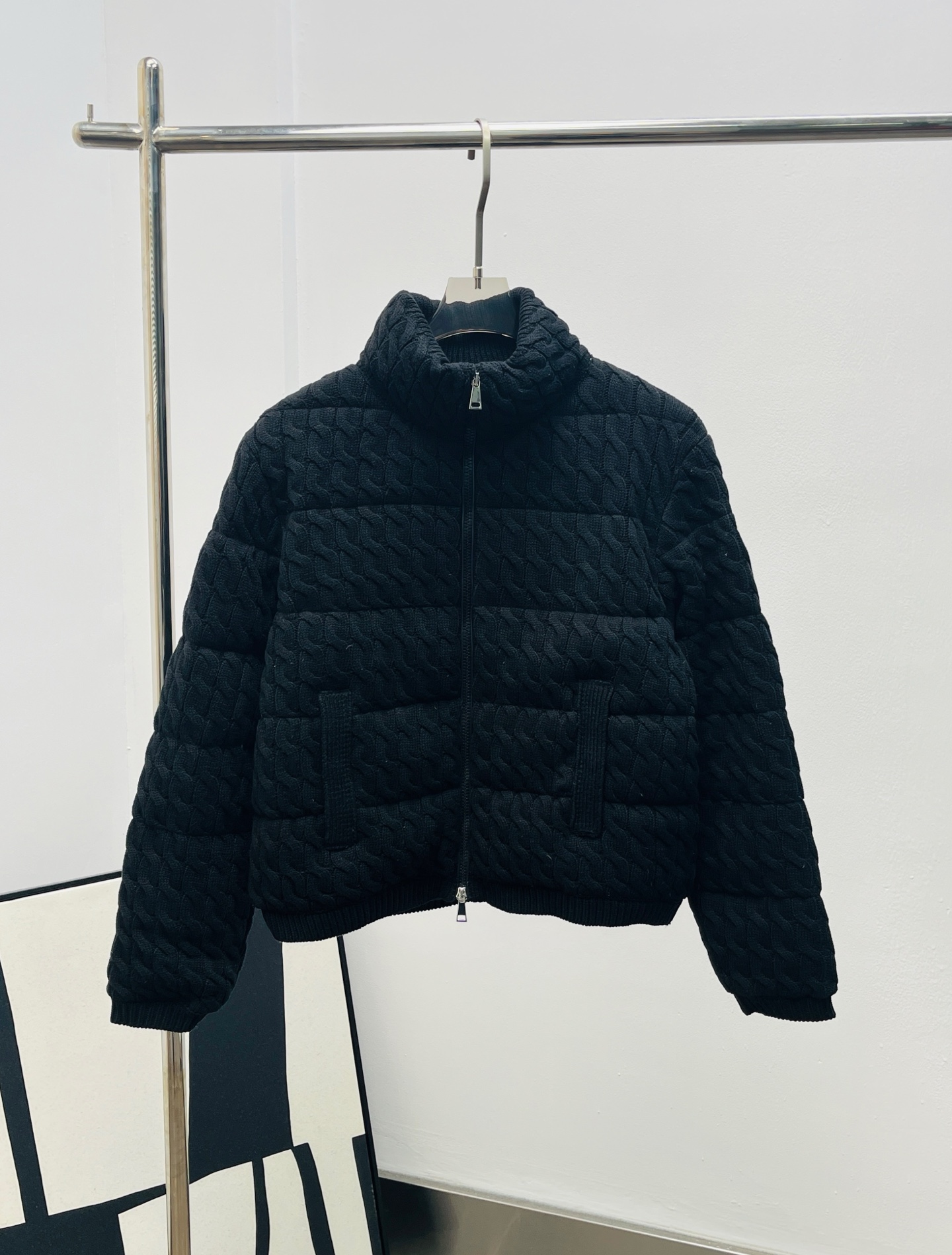 Moncler 몽클레어 몽클레르 하이넥 니트 배색 패딩 점퍼 자켓 재킷 의류