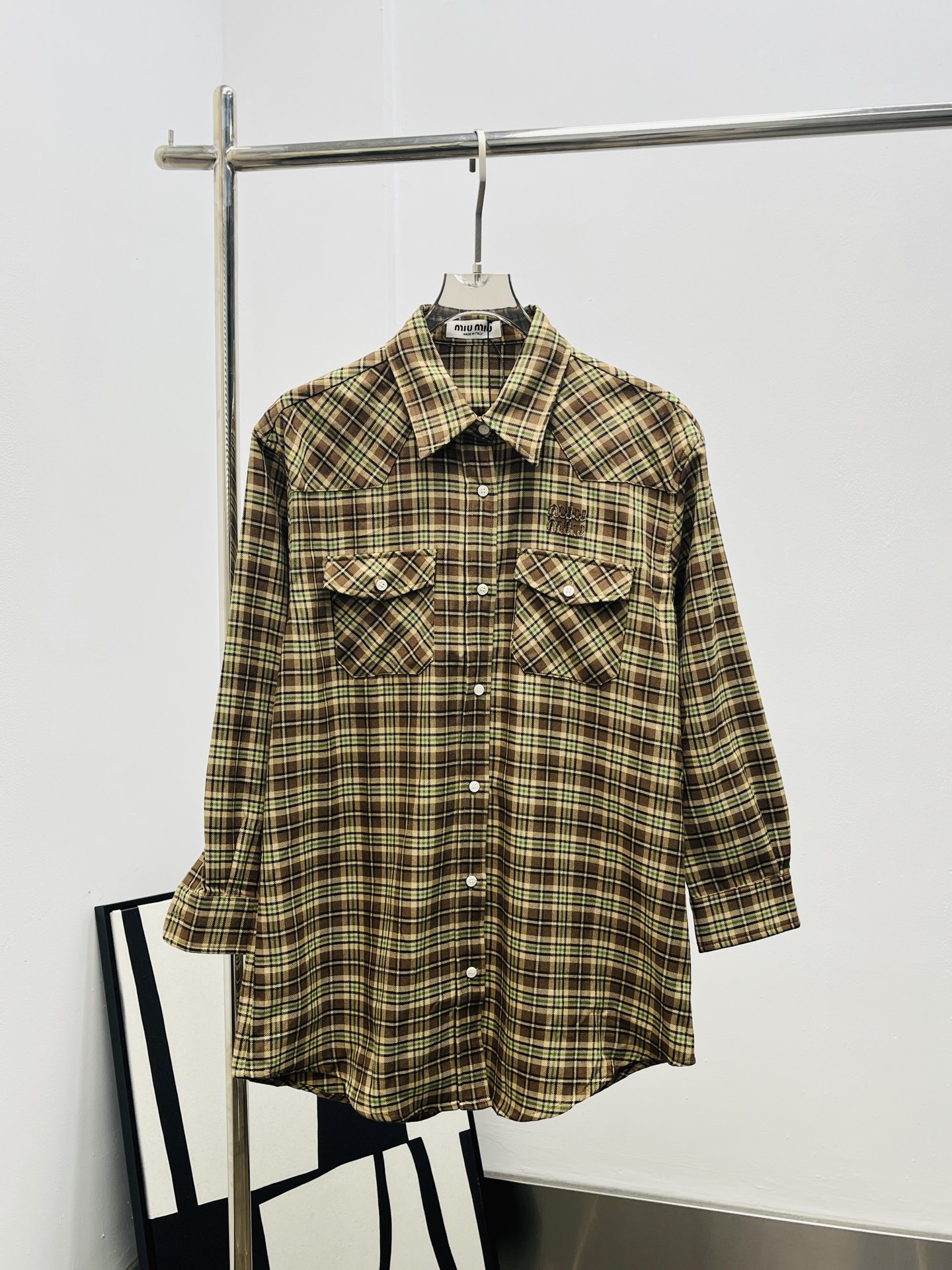 miumiu 미우미우 카멜 체크 셔츠 의류