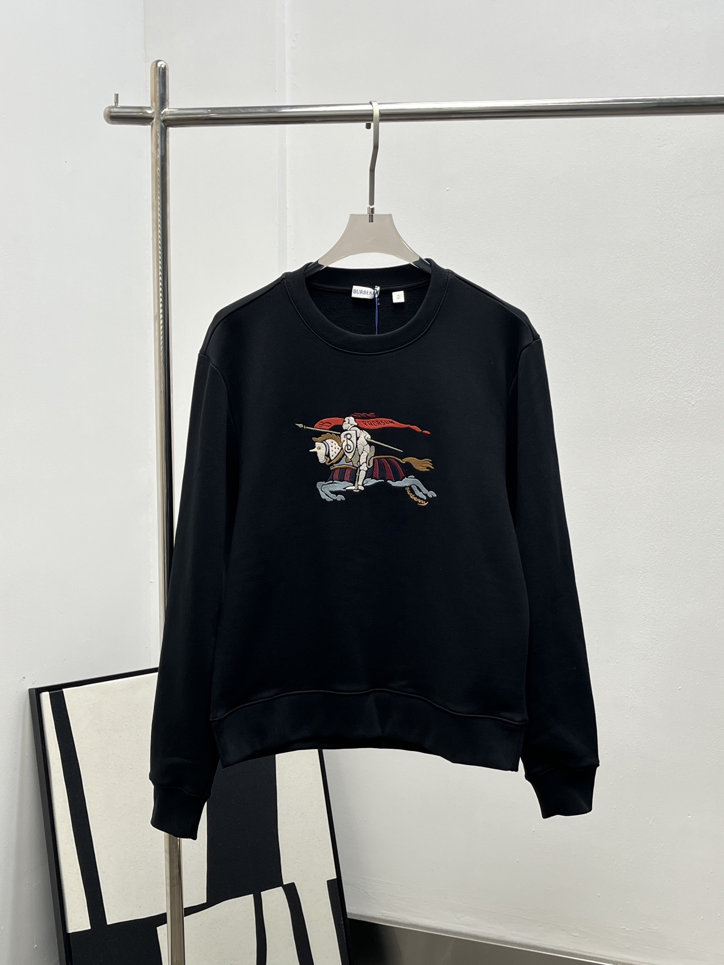 Burberry 버버리 컬러 전사 자수 맨투맨 티셔츠 의류