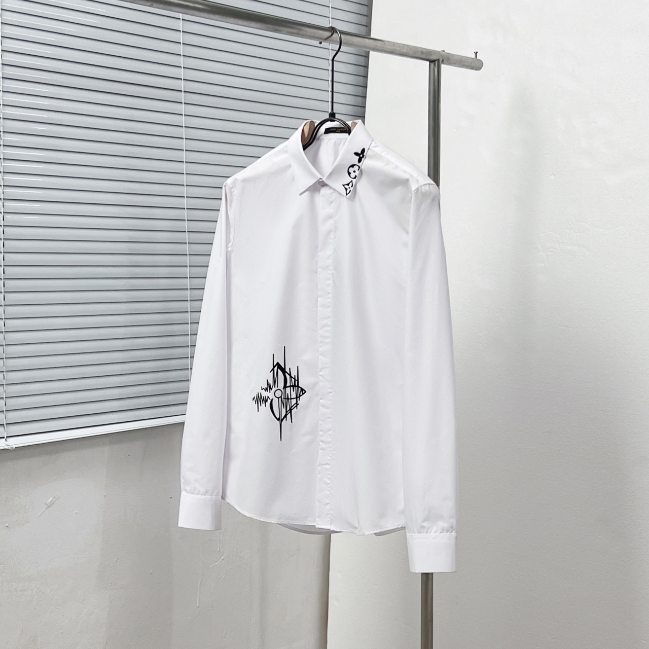 Louis Vuitton LV / 루이비통 셔츠 의류