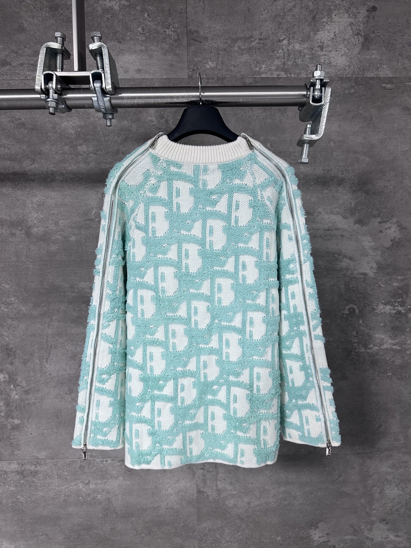 Dior CD / 디올 컬러 블록 패턴 자카드 긴팔 니트 스웨터 의류