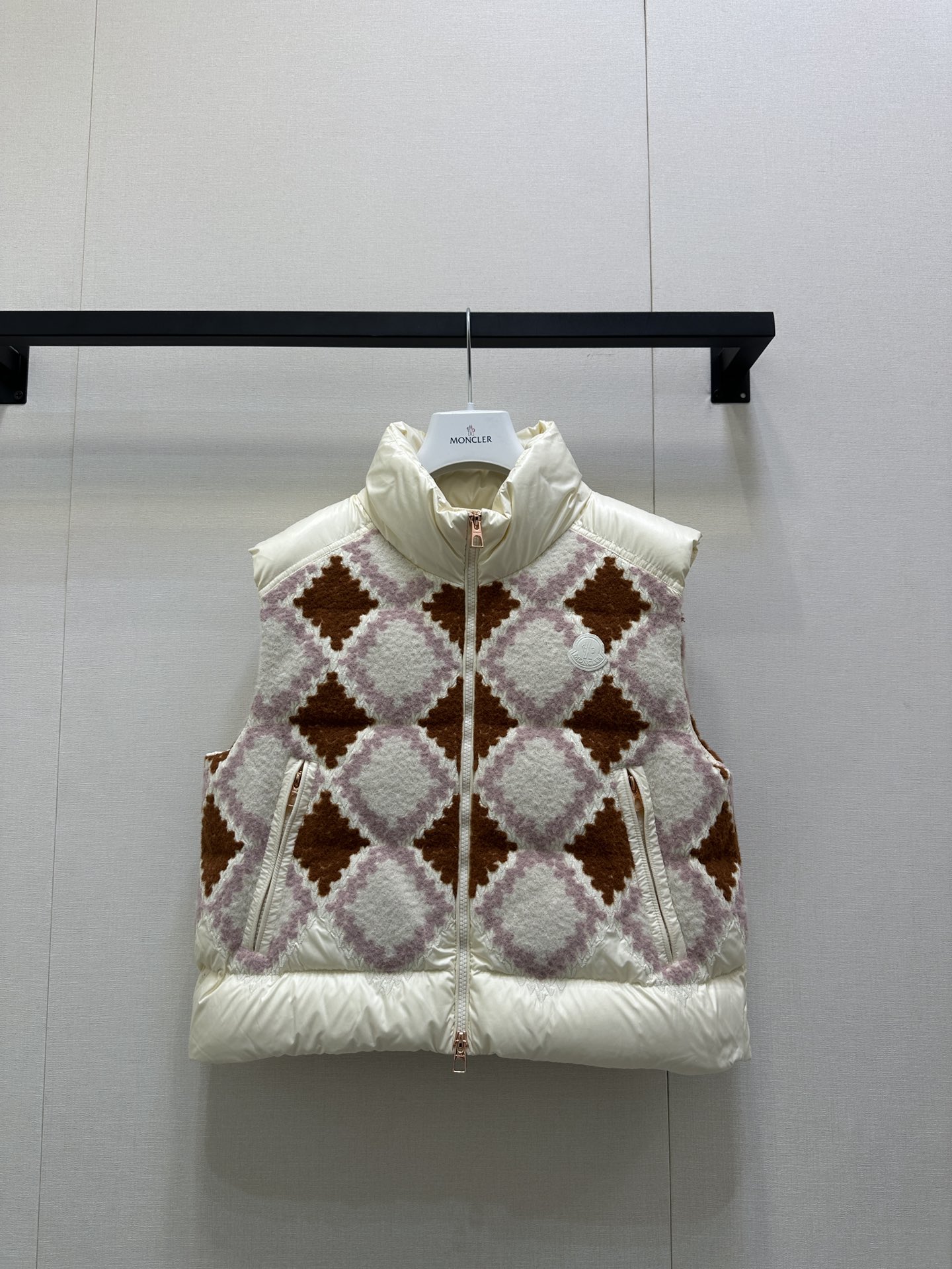 Moncler Megara 몽클레어 몽클레르 자수 숏 패딩 베스트 조끼 의류