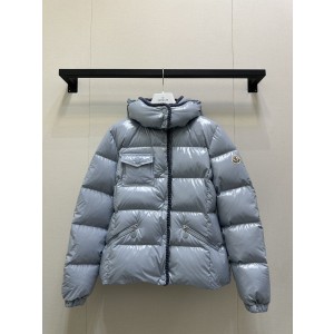 Moncler 몽클레어 몽클레르 탈착식 후드 구스다운 패딩 점퍼 자켓 의류