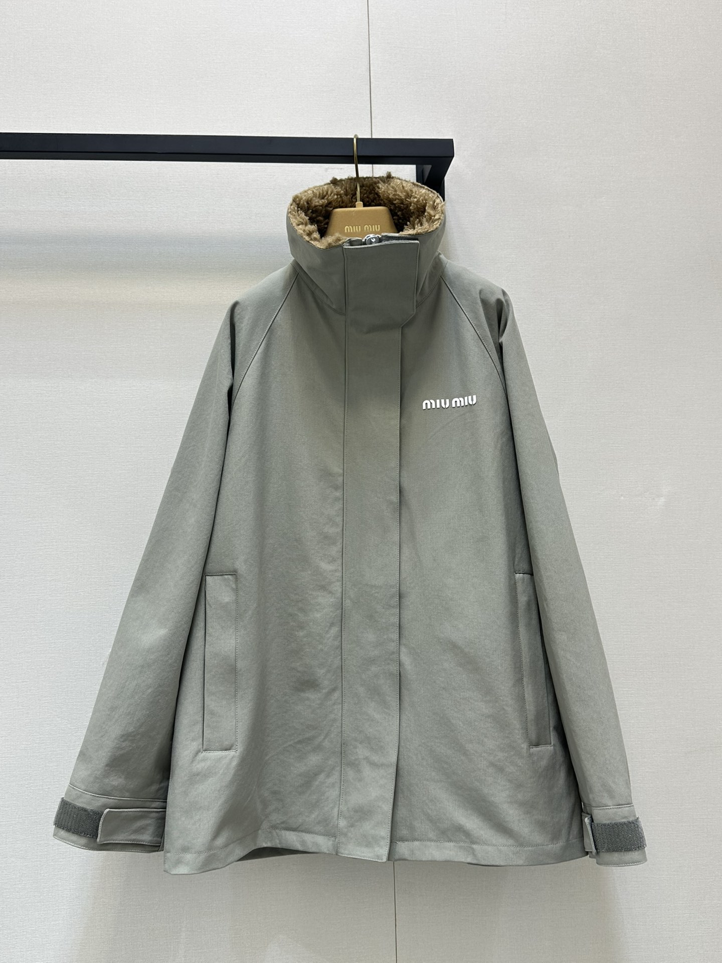 miumiu 미우미우 하이넥 플리스 콤비 윈드브레이커 자켓 재킷 의류