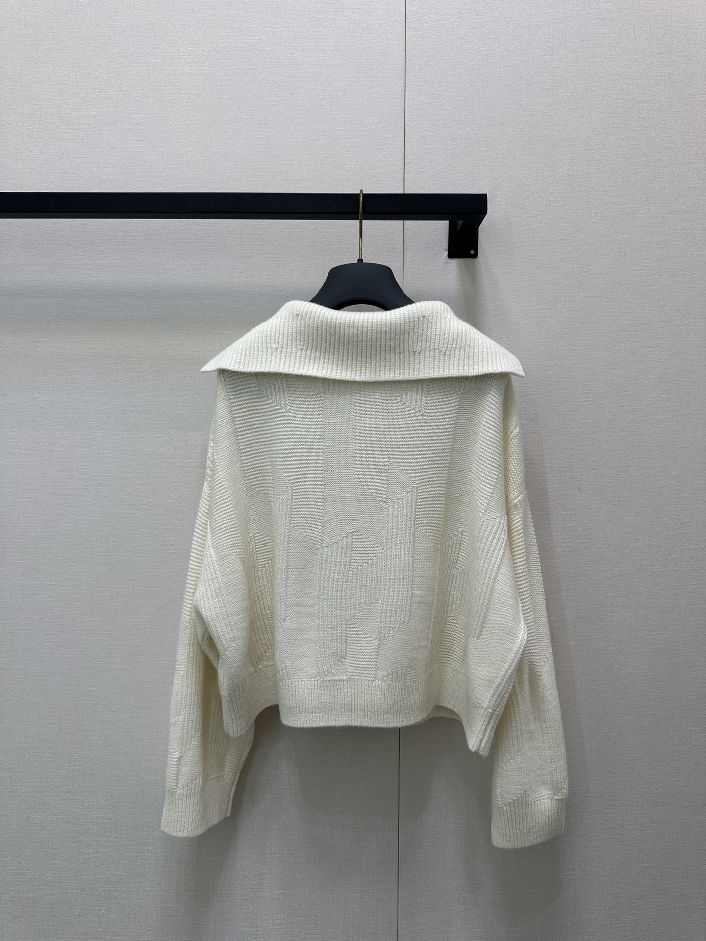 Hermes 에르메스 오버사이즈 카라 풀오버 후드 니트 의류