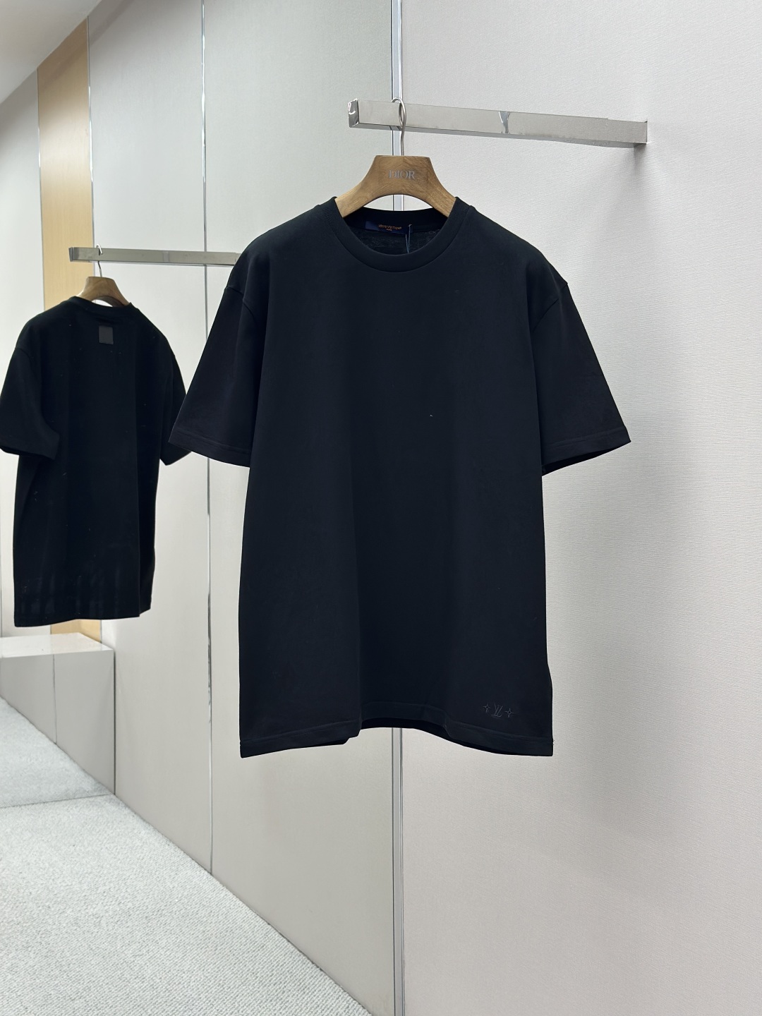 LOUIS VUITTON LV 루이비통 반팔 티셔츠 의류