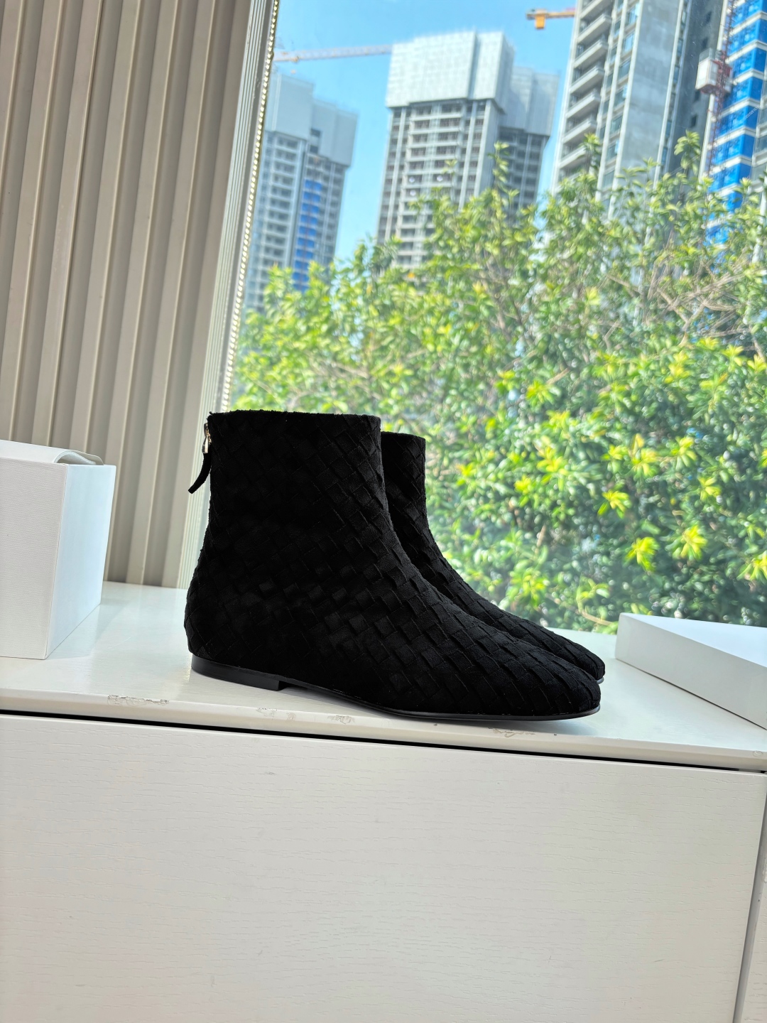 The Row 더 로우 플랫 앵클 부츠 신발