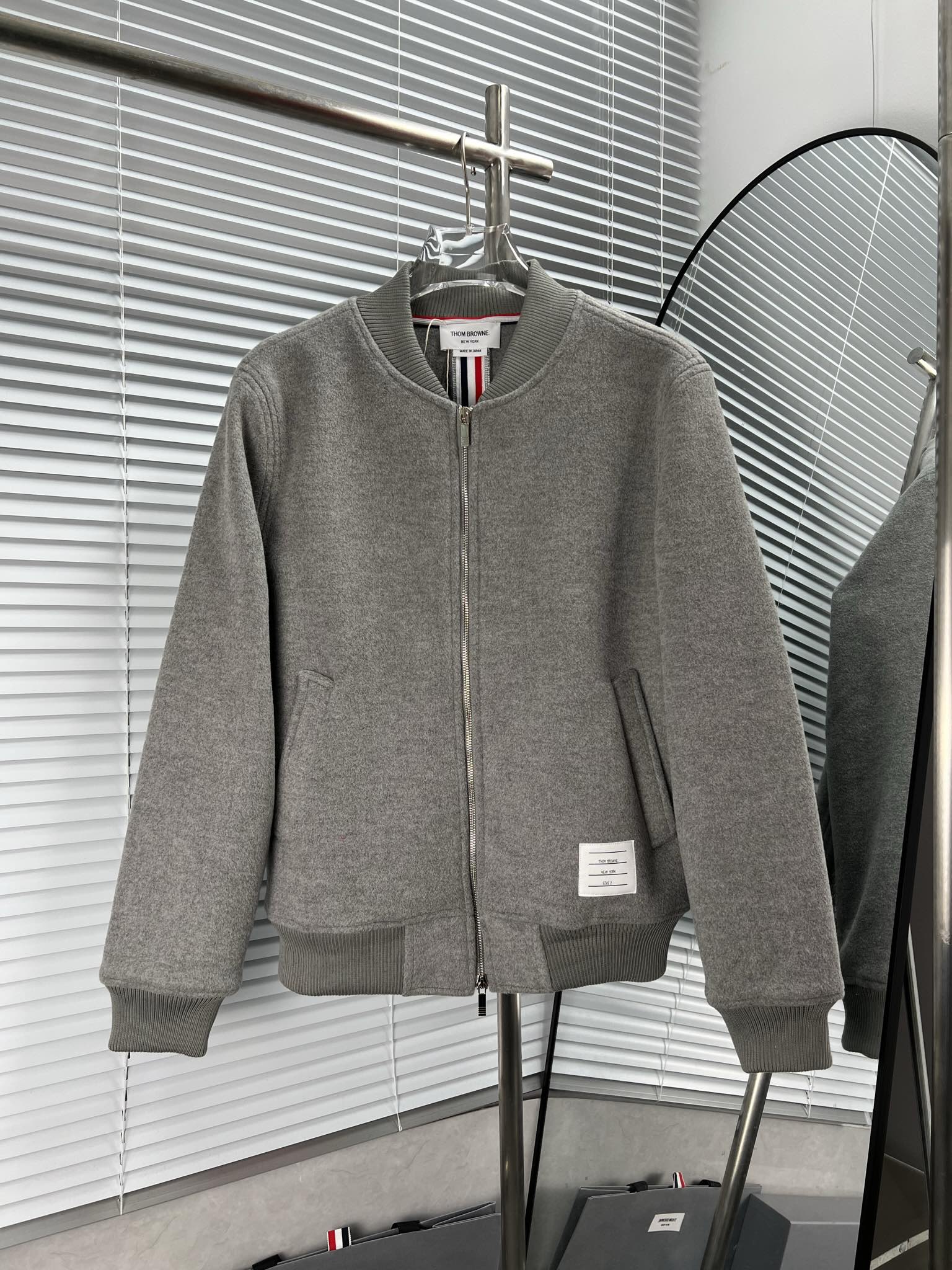 Thom Browne 톰브라 후면 리본 울 봄버 자켓 재킷 의류