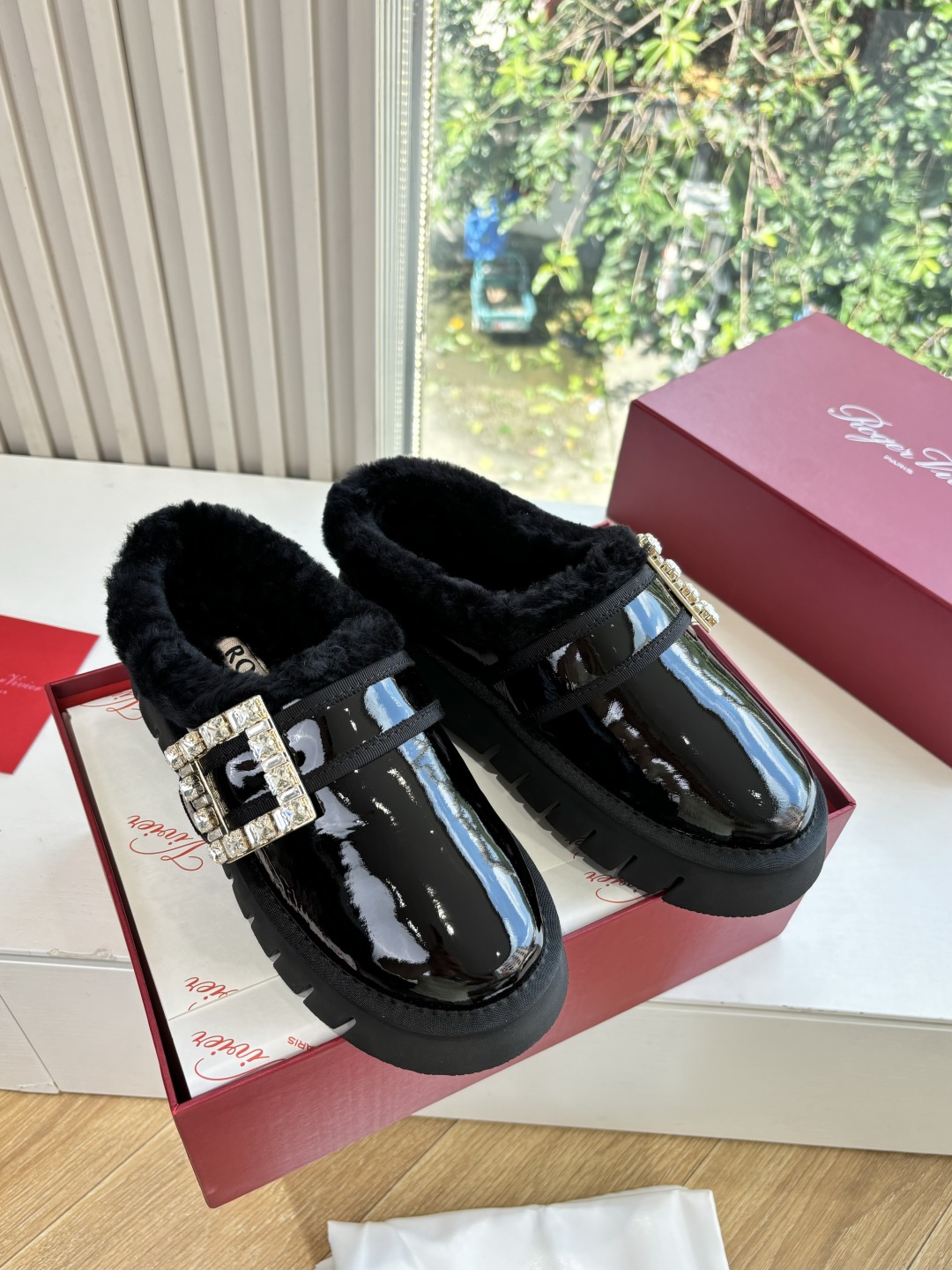 Roger Vivier RV 로저비비에 스노우 로퍼 슬리퍼 뮬 신발