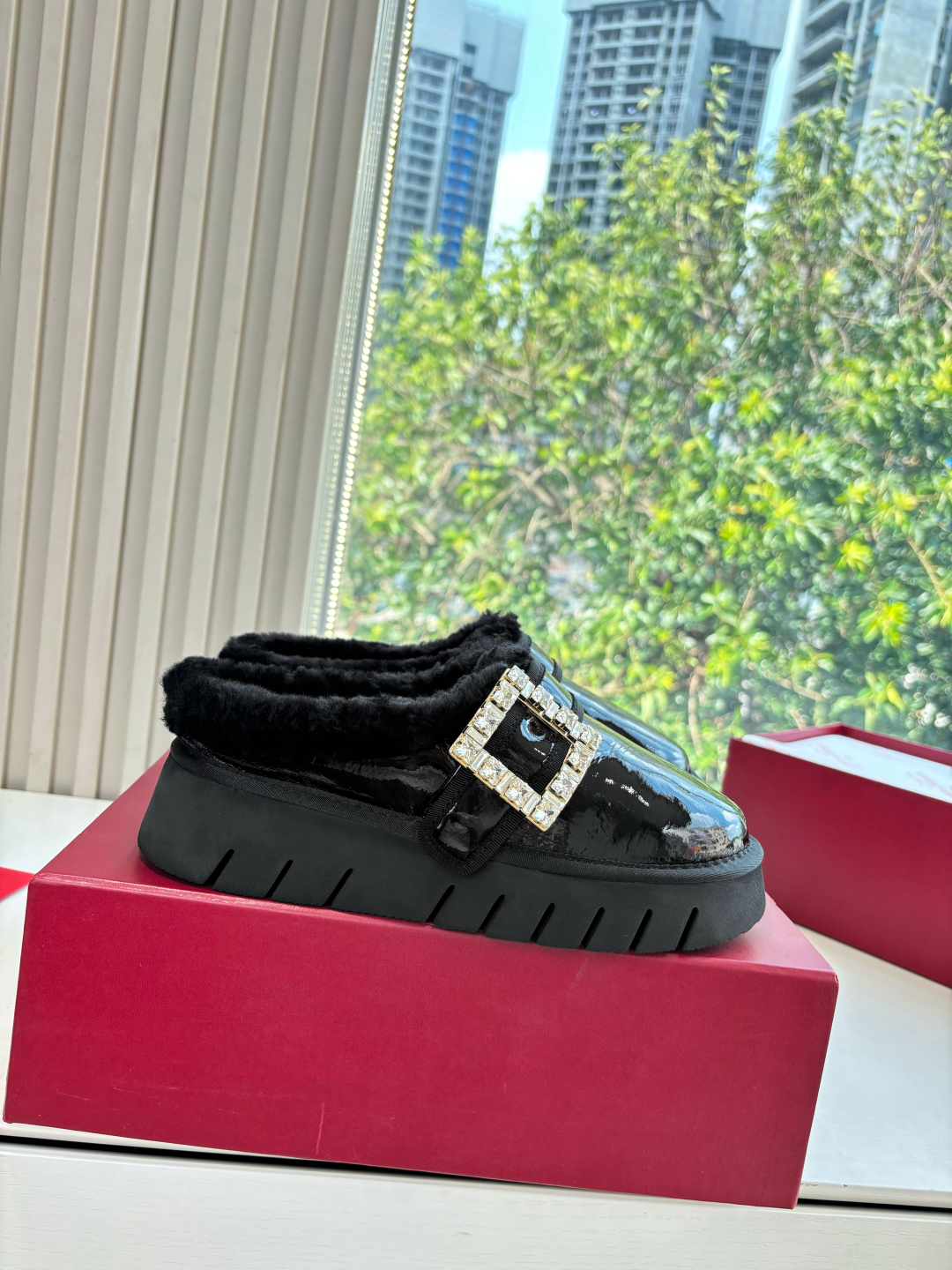 Roger Vivier RV 로저비비에 스노우 로퍼 슬리퍼 뮬 신발