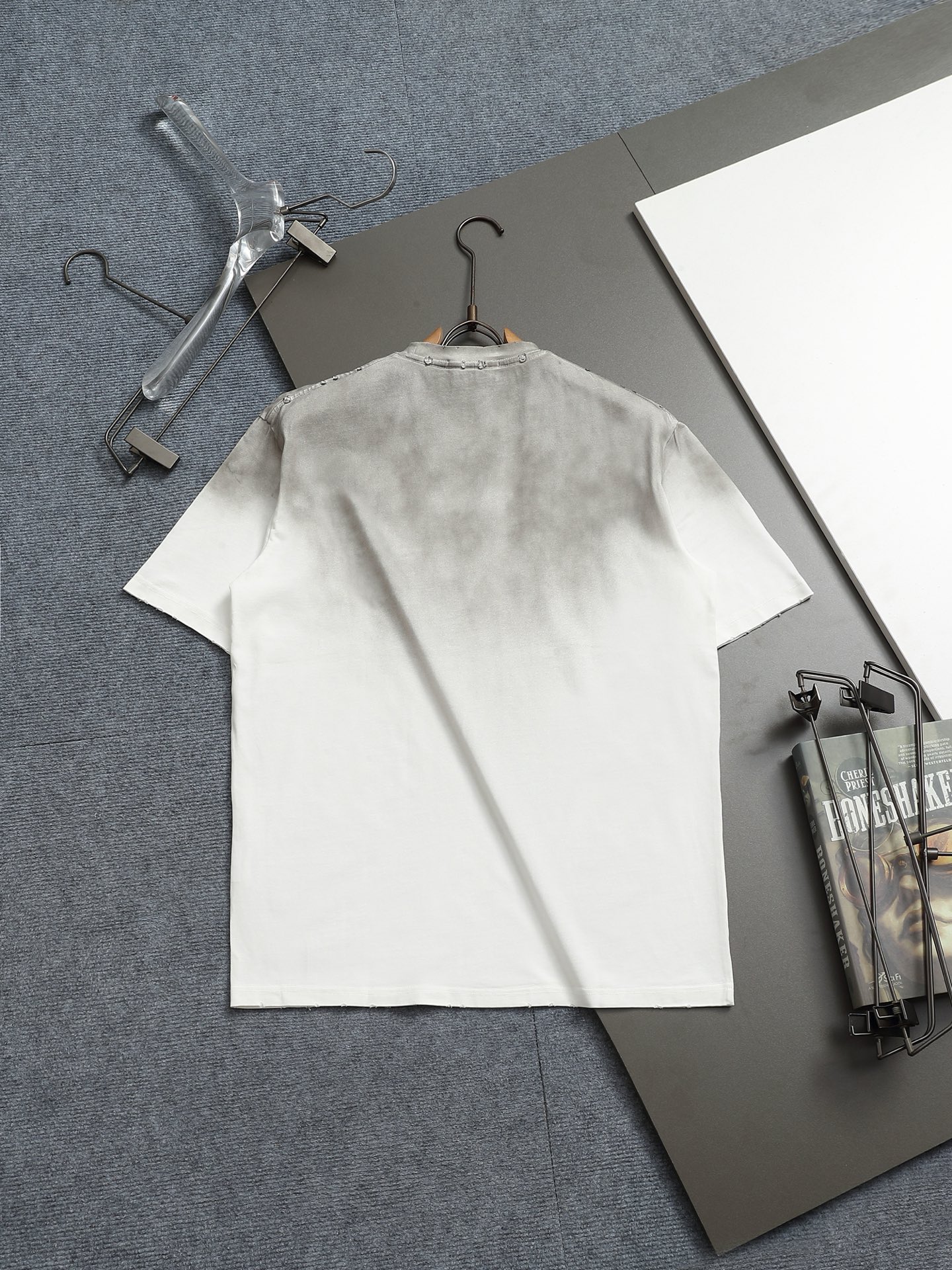 Maison Margiela 메종 마르지엘라 디지털 자수 워싱 반팔 티셔츠 의류