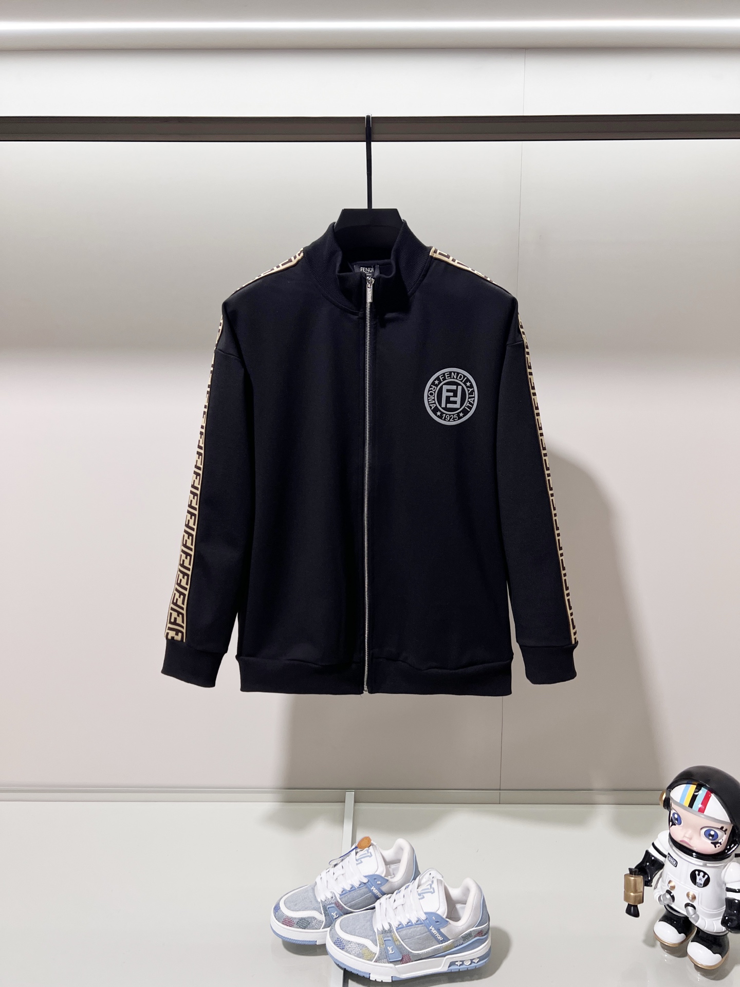 FENDI 펜디 맞춤 원단 하이넥 집업 자켓 재킷 의류