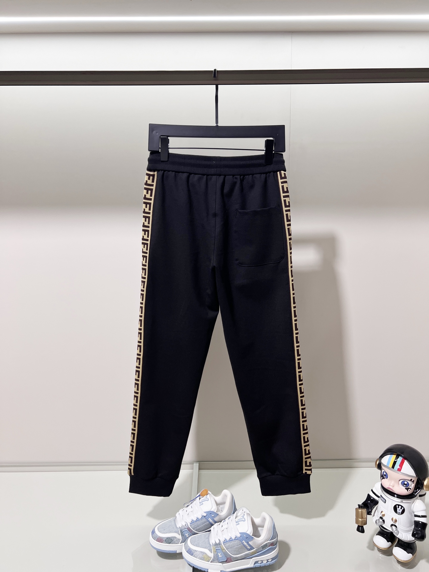 FENDI 펜디 맞춤 원단 조거 팬츠 바지 의류