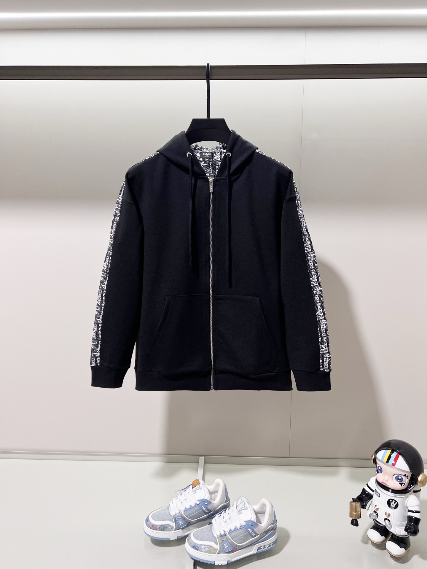 FENDI 펜디 맞춤 원단 후드 집업 자켓 재킷 의류